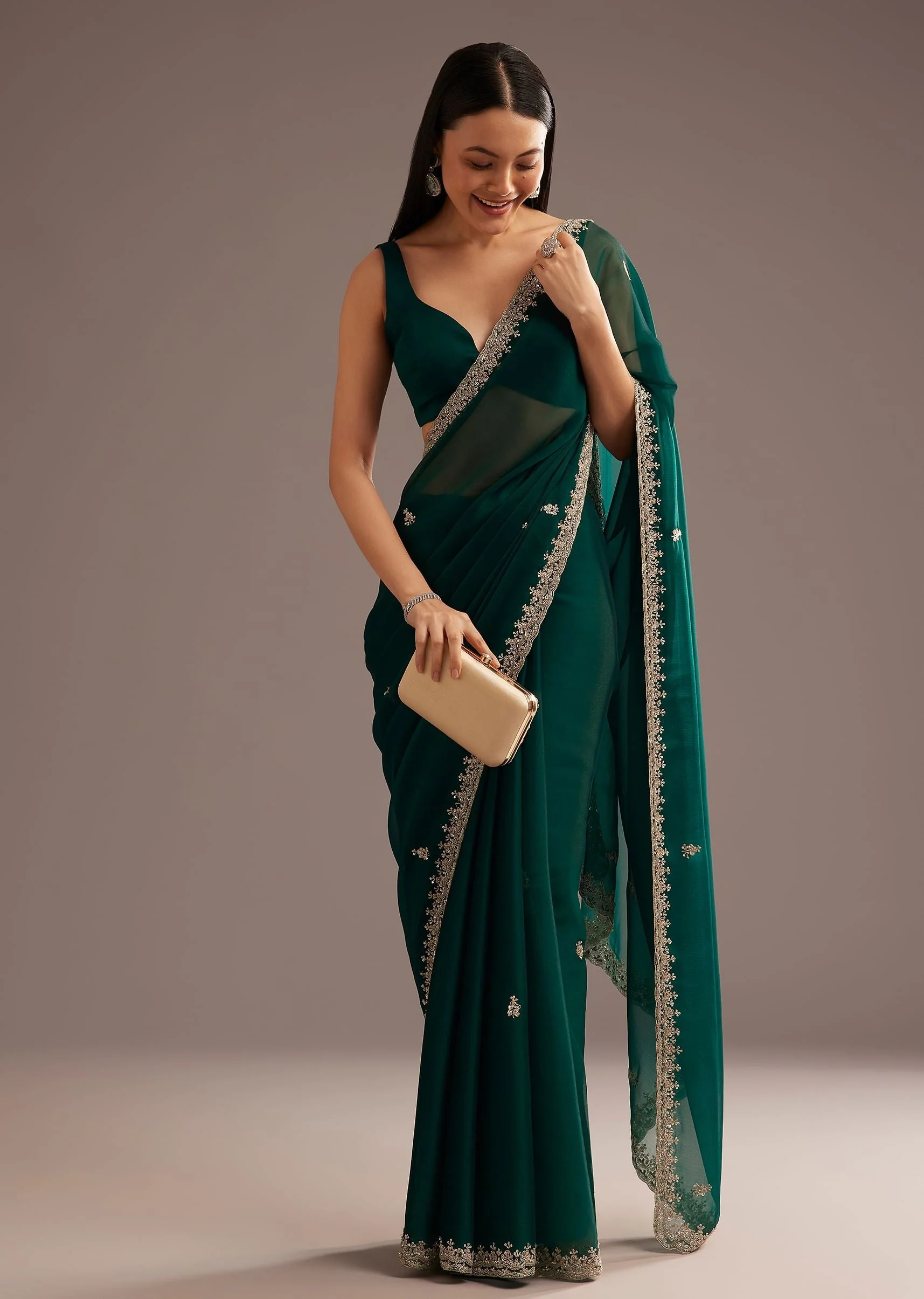 Green Organza Saree With Cutdana And Sequins Border - Image 5