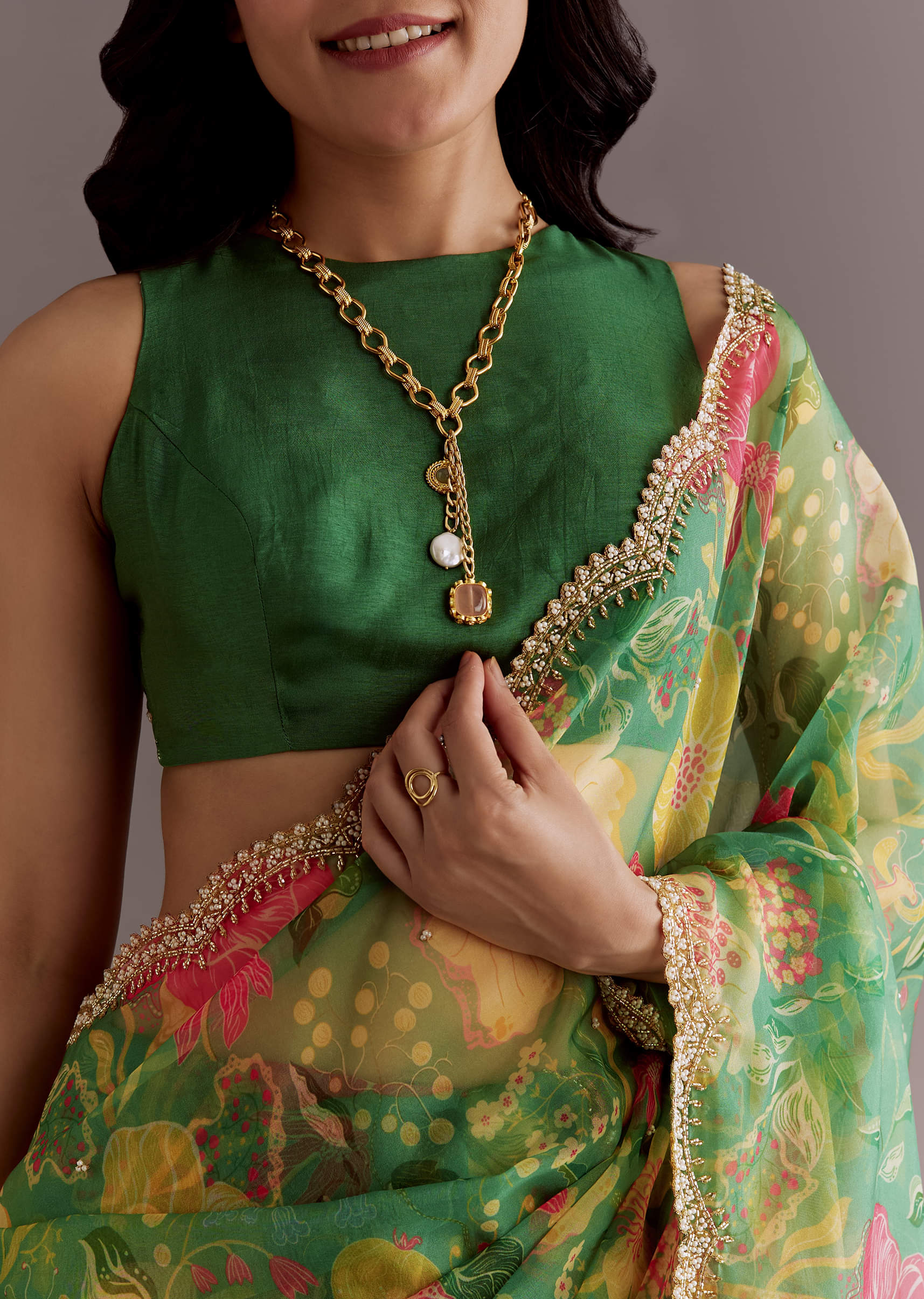 Green Organza Saree With Floral Print And Embellished Border - Image 3