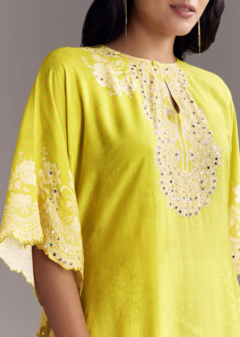 Green Printed Co-Ord Set With Mirror Work - Image 2