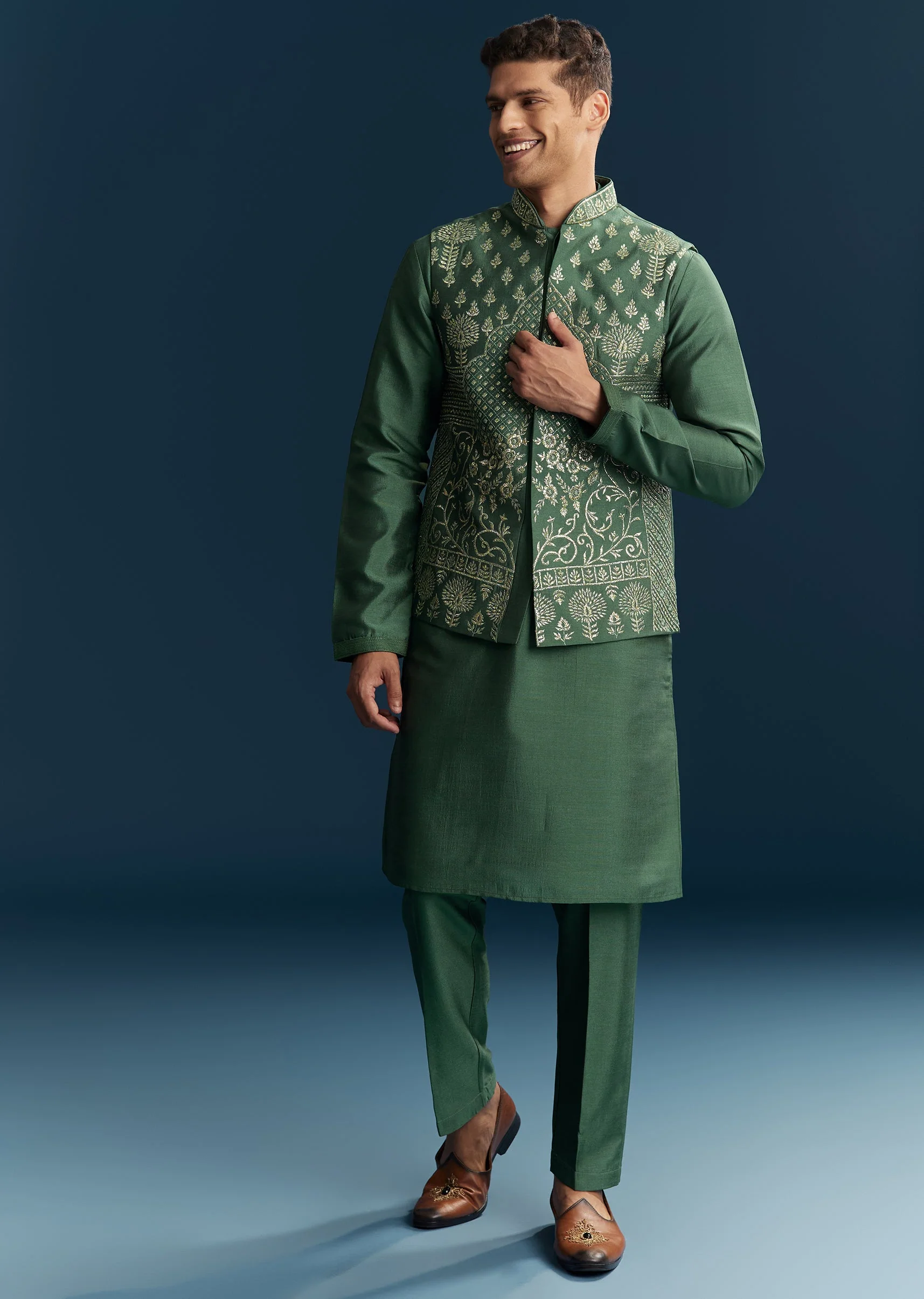 Green Silk Kurta Jacket Set With Thread Detail Work - Image 3
