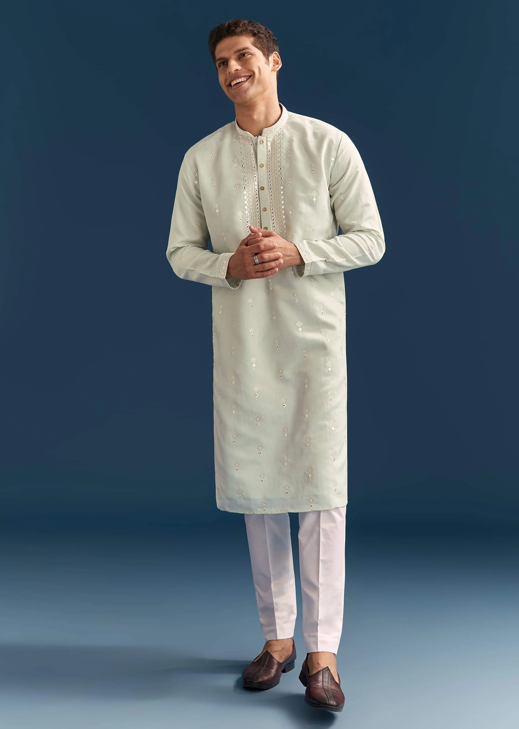 Green Silk Kurta Set For Men With Thread And Mirror Embroidery