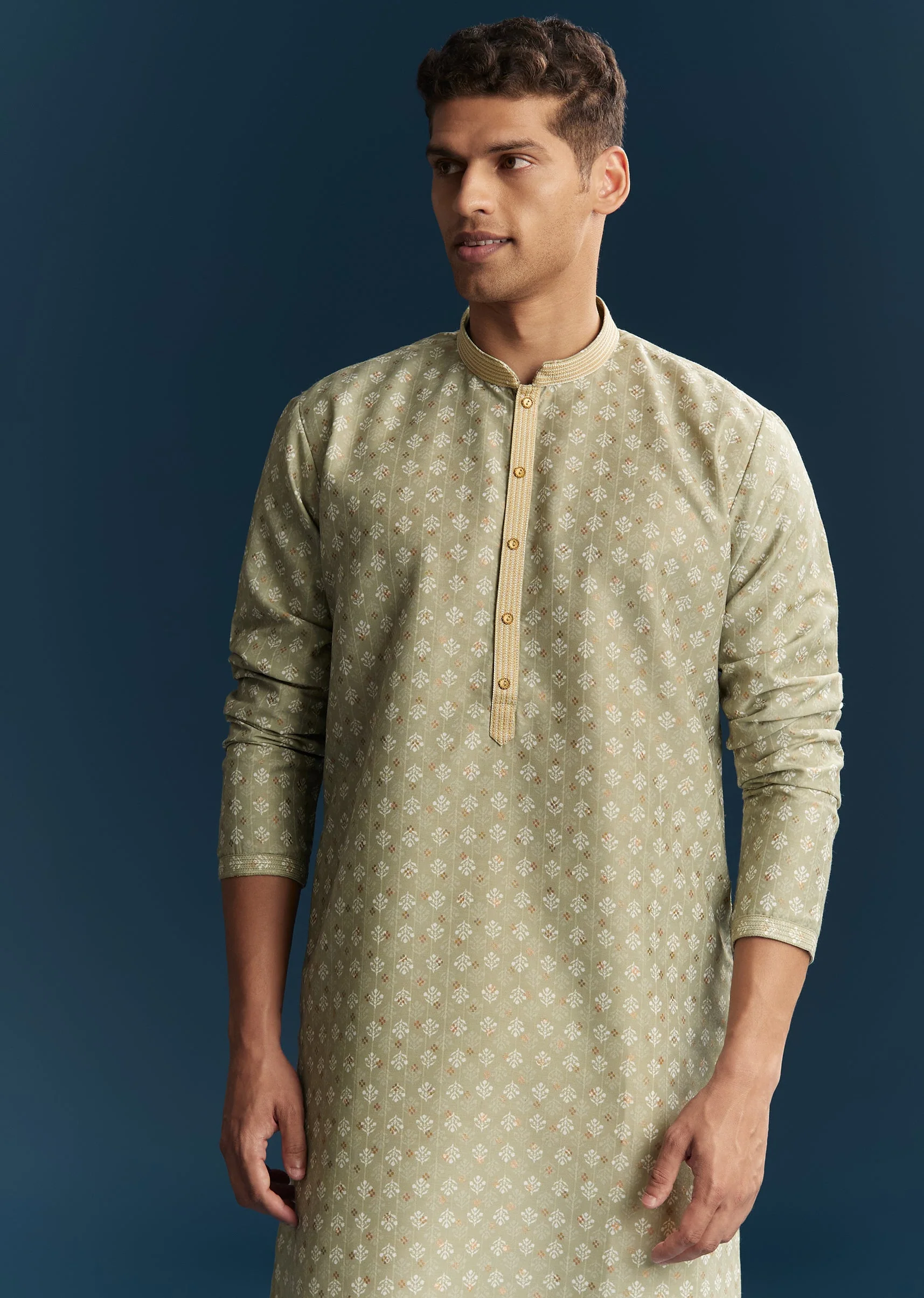 Green Silk Kurta Set With Minimal Thread Detail - Image 4
