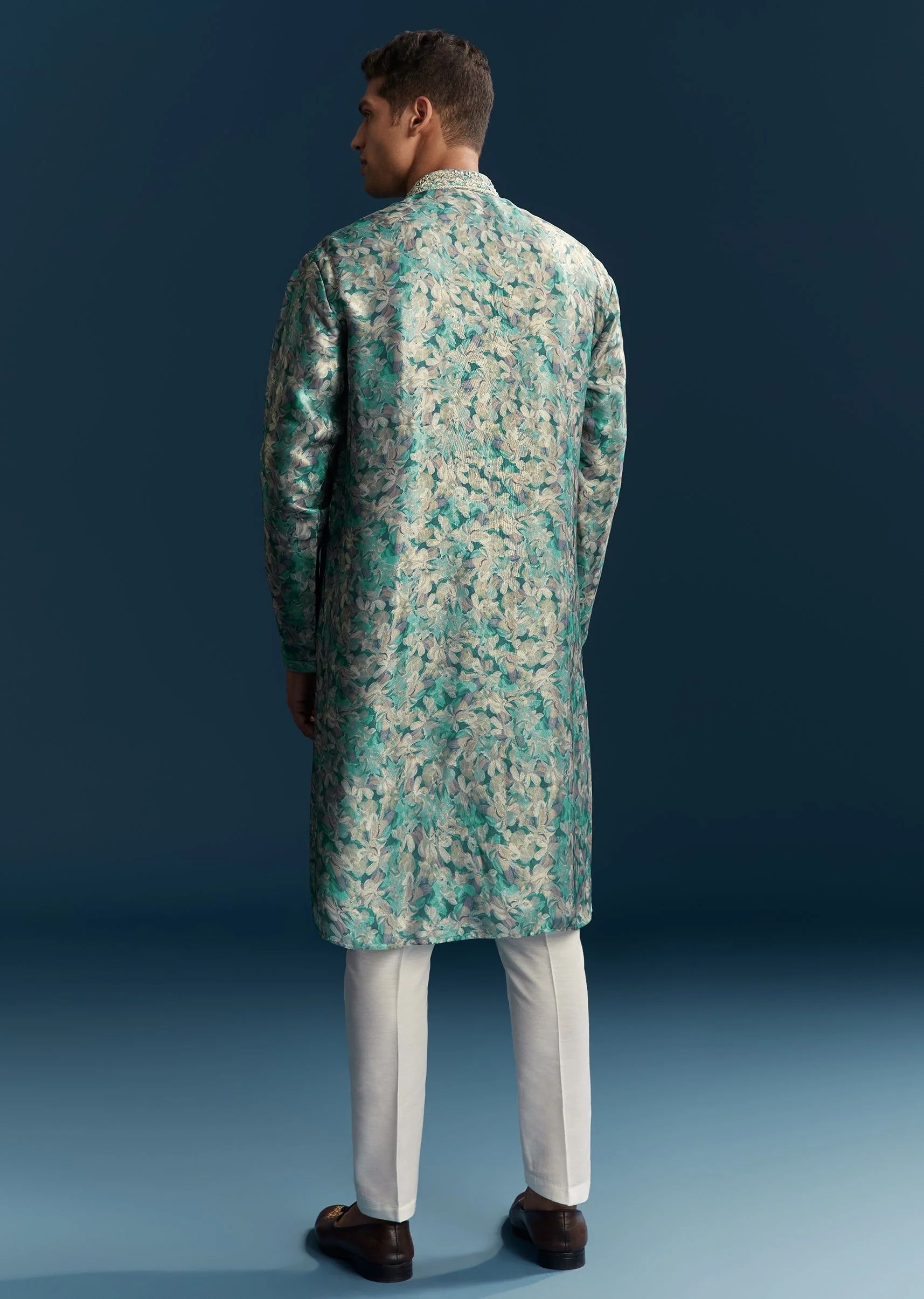 Green Silk Kurta Set With Thread And Mirror Work - Image 5