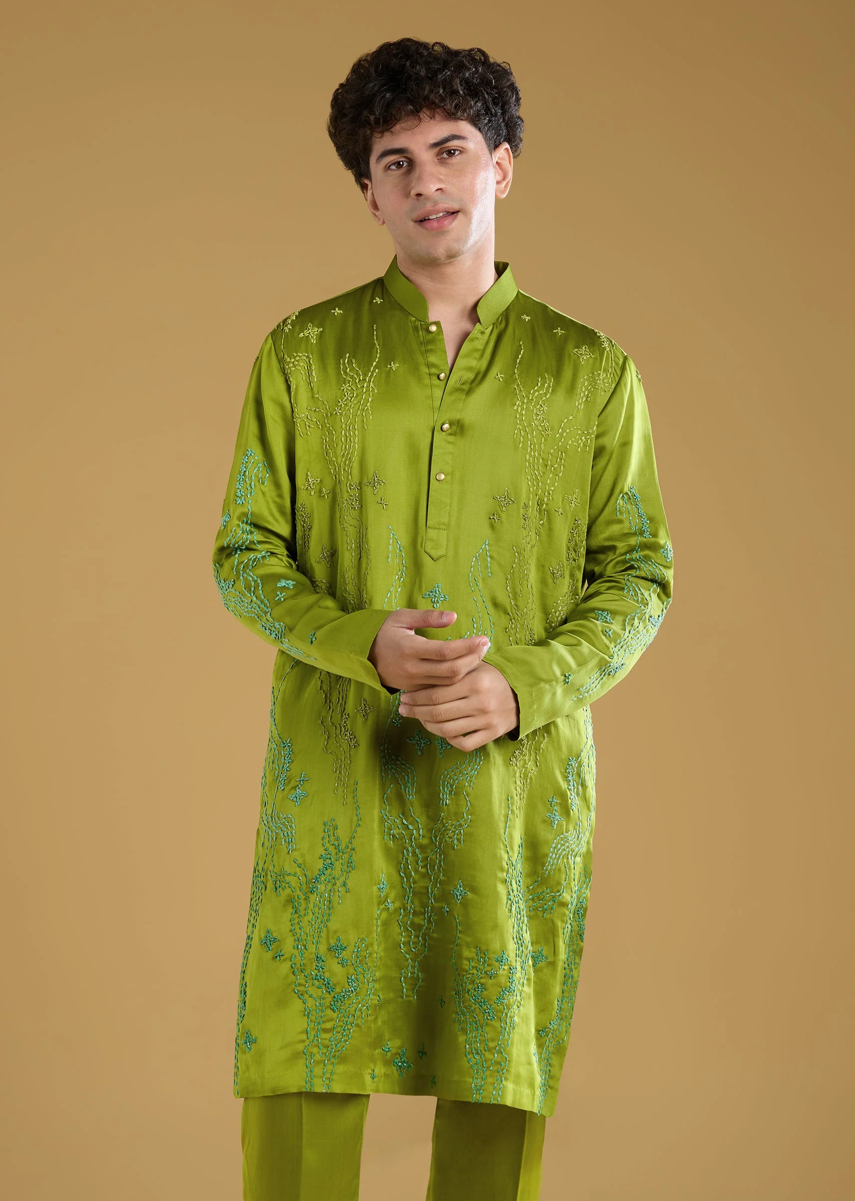 Green Silk Kurta Set With Thread Detail Work - Image 6