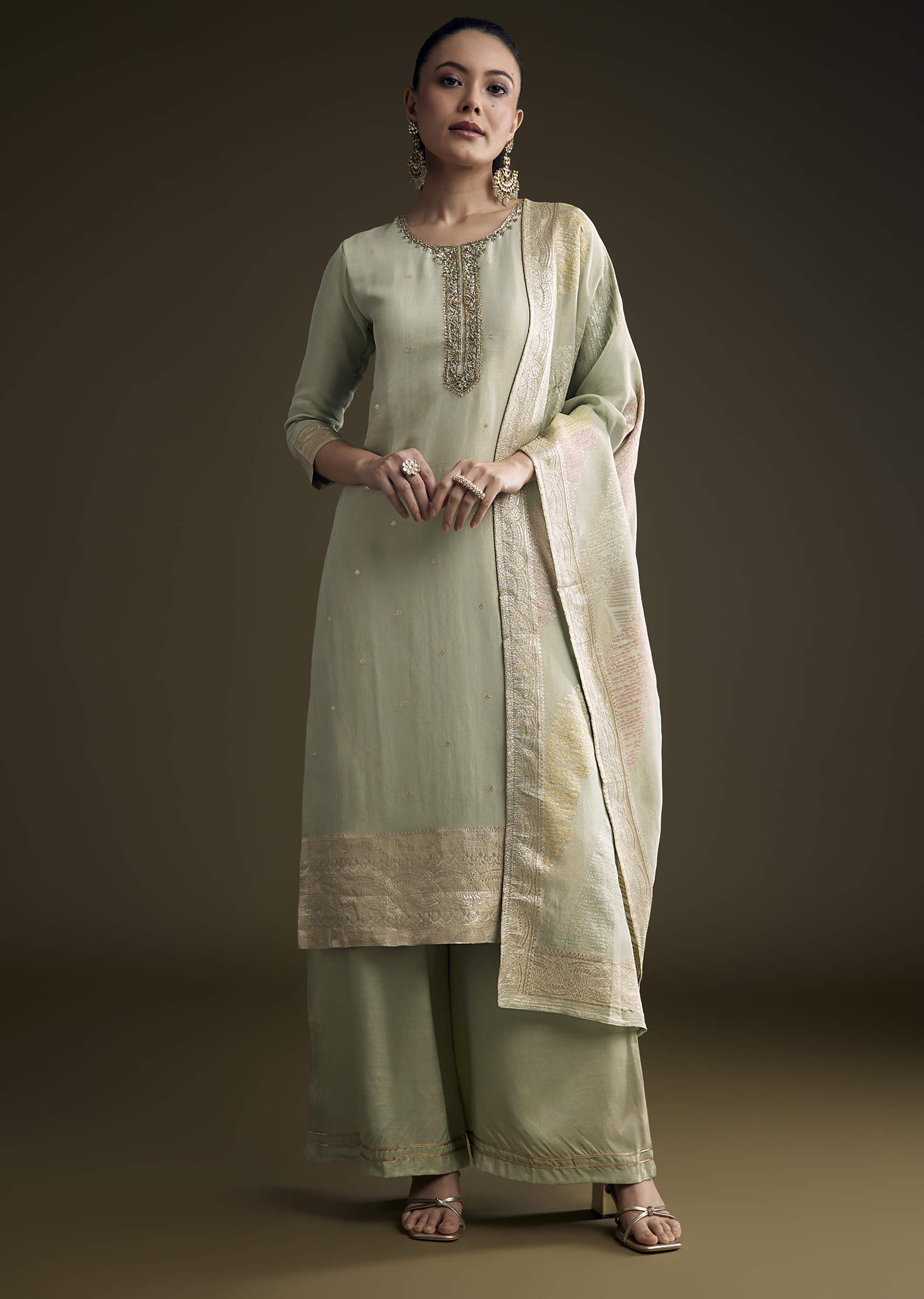 Green Tissue Kurta Set With Cutdana And Sequins Embroidery - Image 3