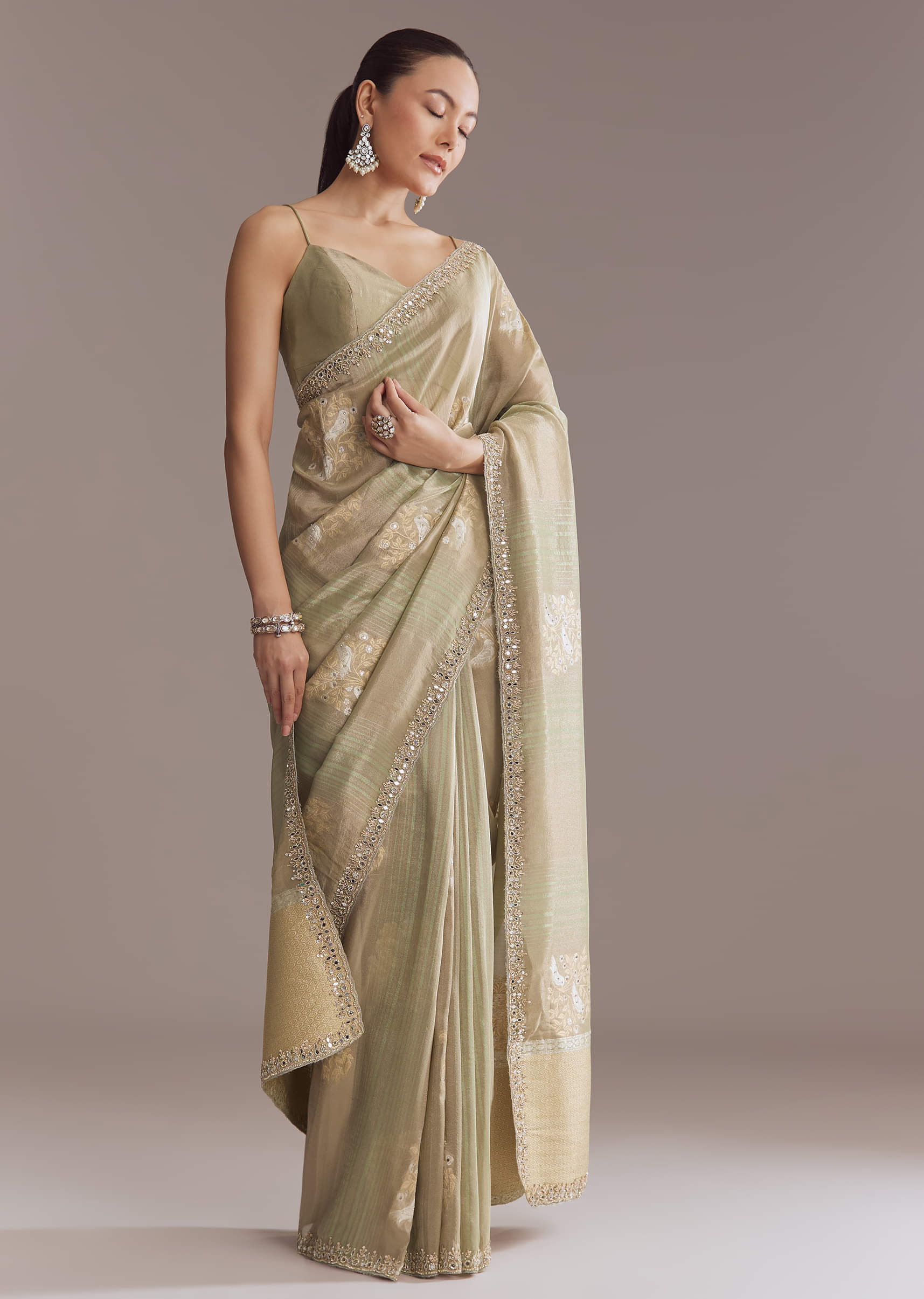 Green Tissue Saree With Mirror And Bead Embroidery - Image 4