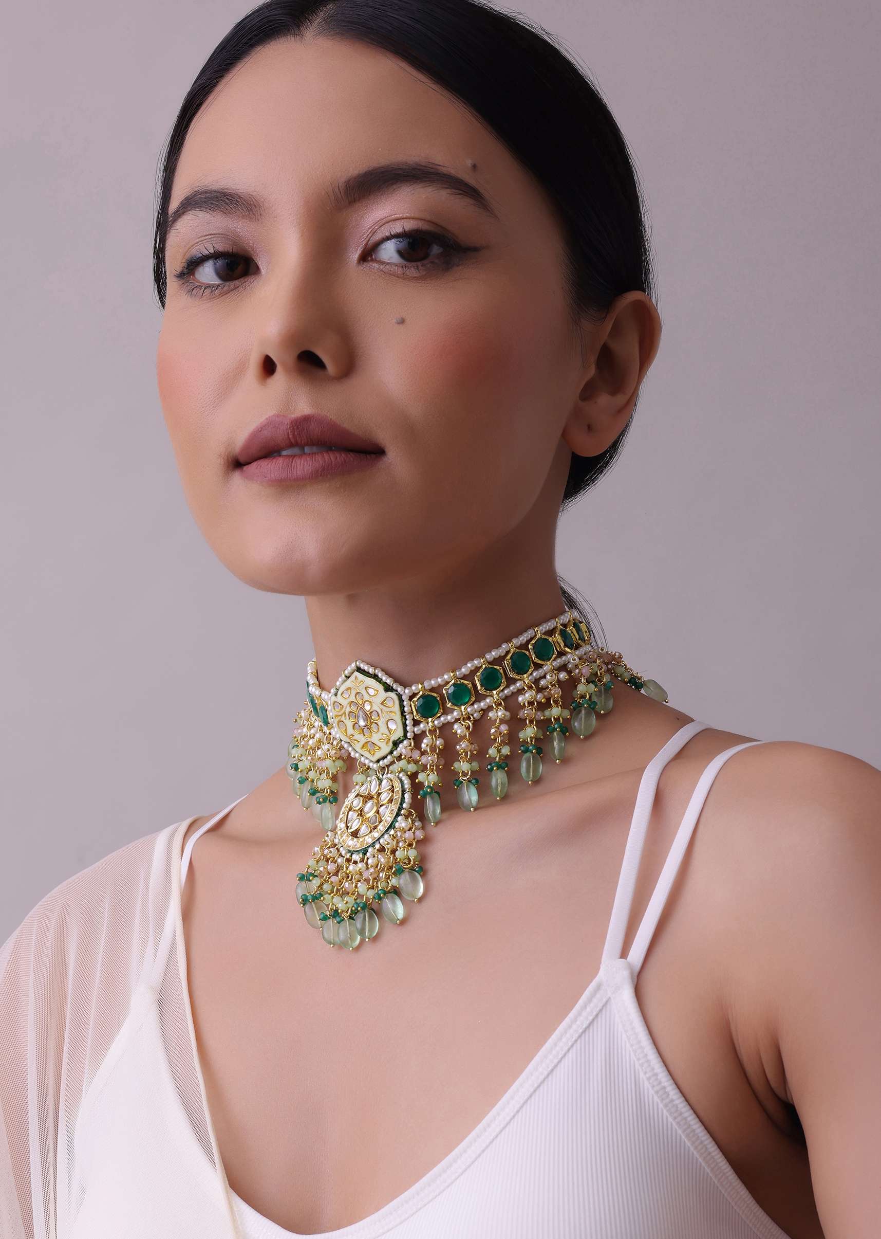 Green Toned Gold-Finish Kundan Choker Necklace Set With Colourful Meenakari Work In Mix Metal - Image 4