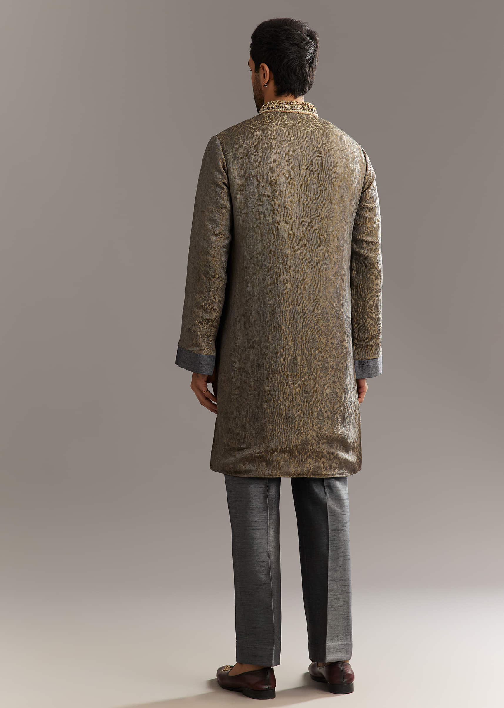 Grey Banarasi Tussar Kurta Set With Contrast Rust Embroidery - Image 4