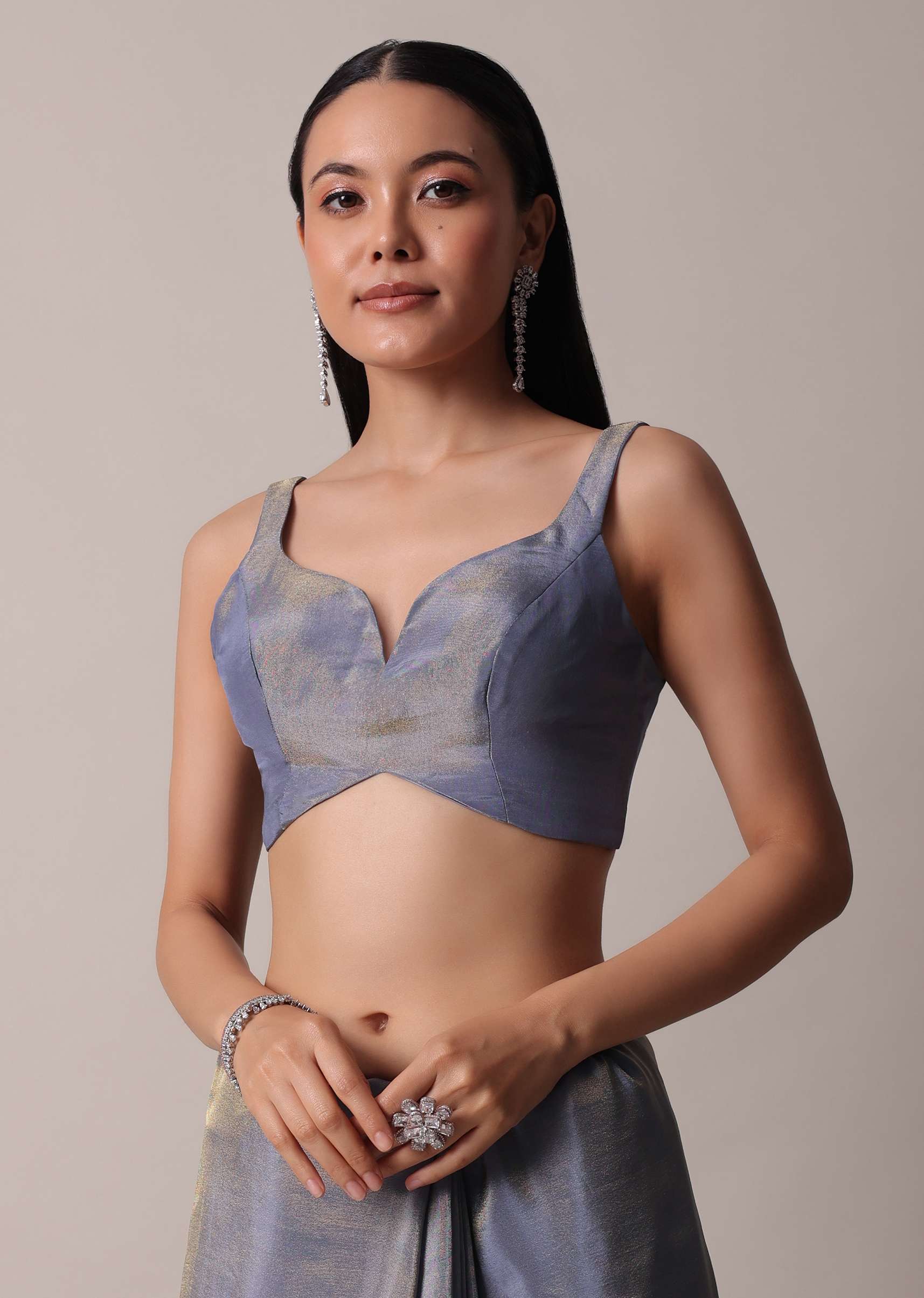 Grey Glass Tissue Saree With Mirror Work Border And Unstitched Blouse Piece - Image 7