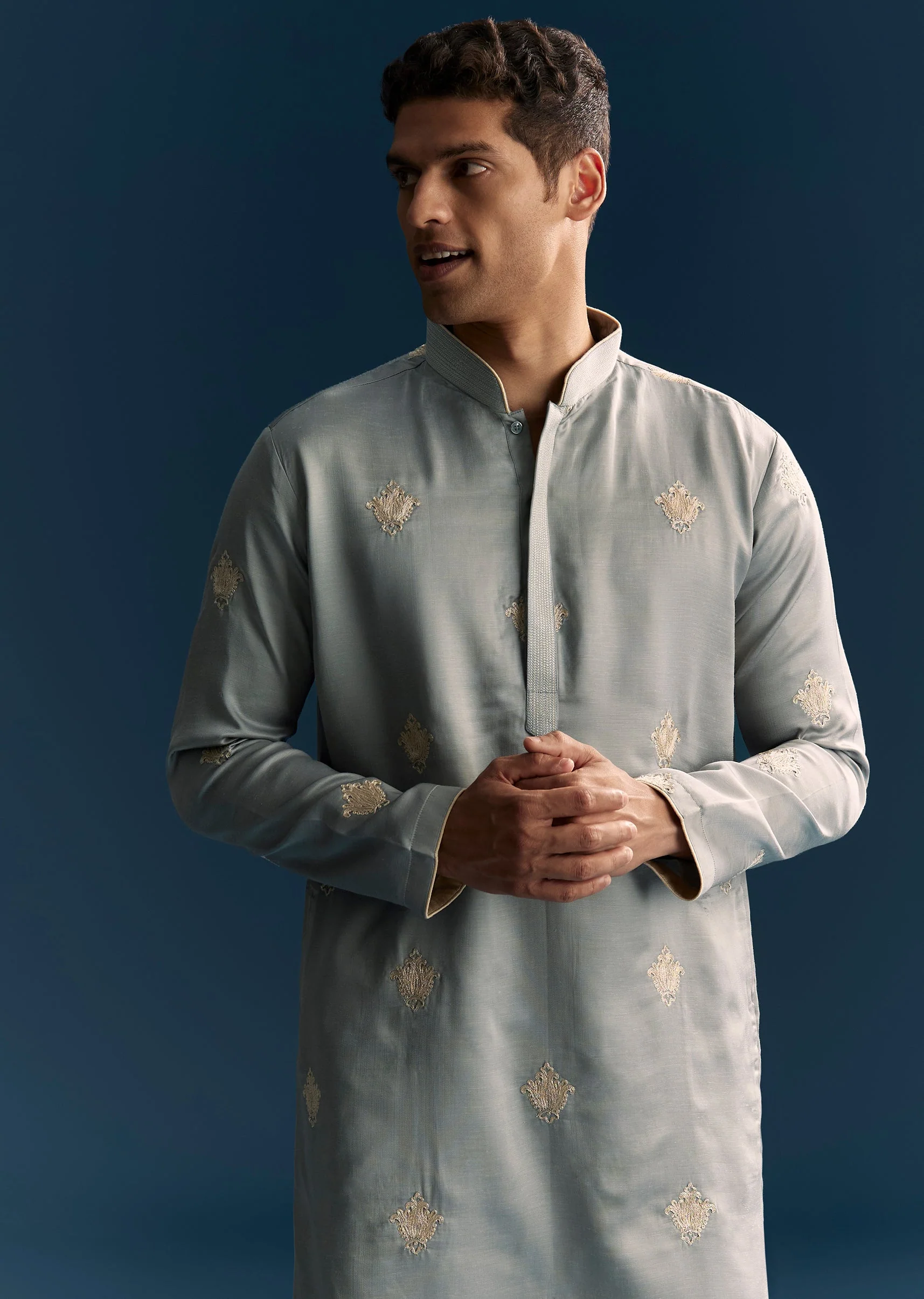 Grey Kurta Set For Men With Golden Thread Embroidery - Image 4