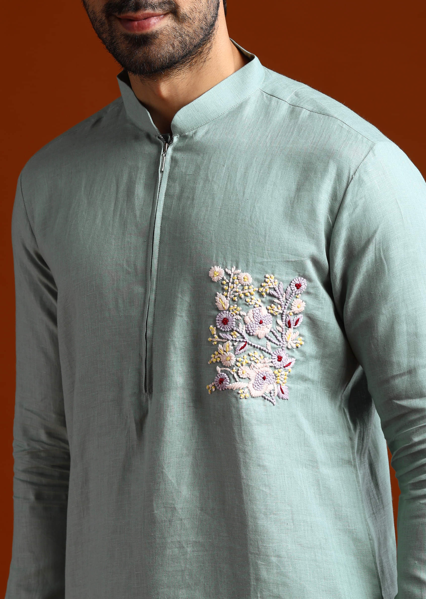 Grey Kurta Set For Men With Resham Work - Image 2