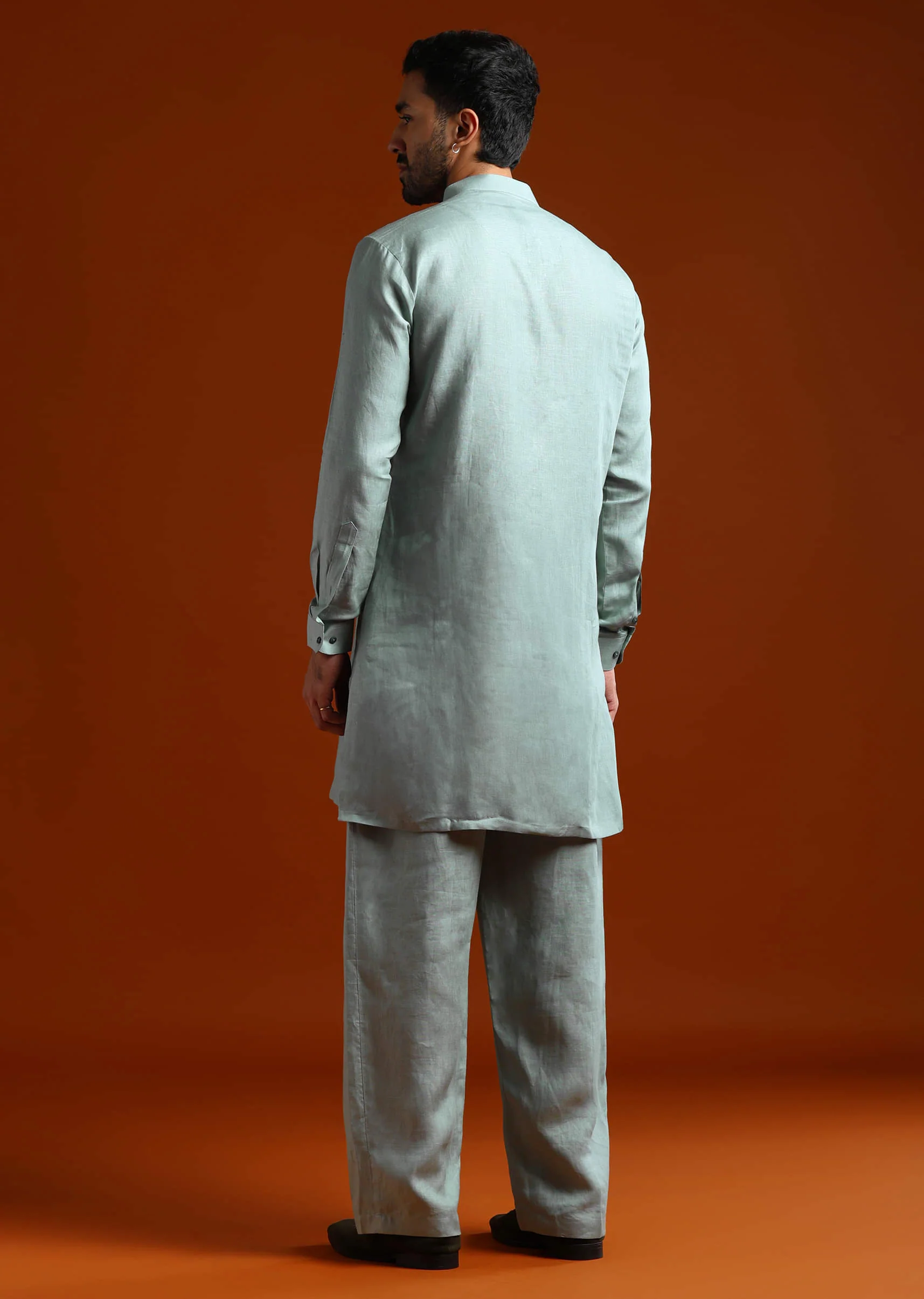Grey Kurta Set For Men With Resham Work - Image 5