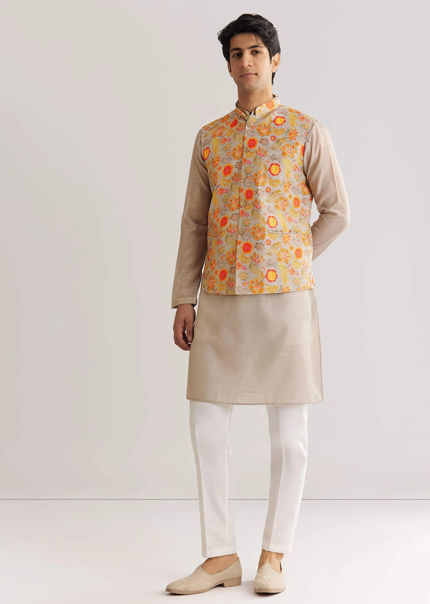 Grey Kurta Set With Floral Printed Jacket - Image 4