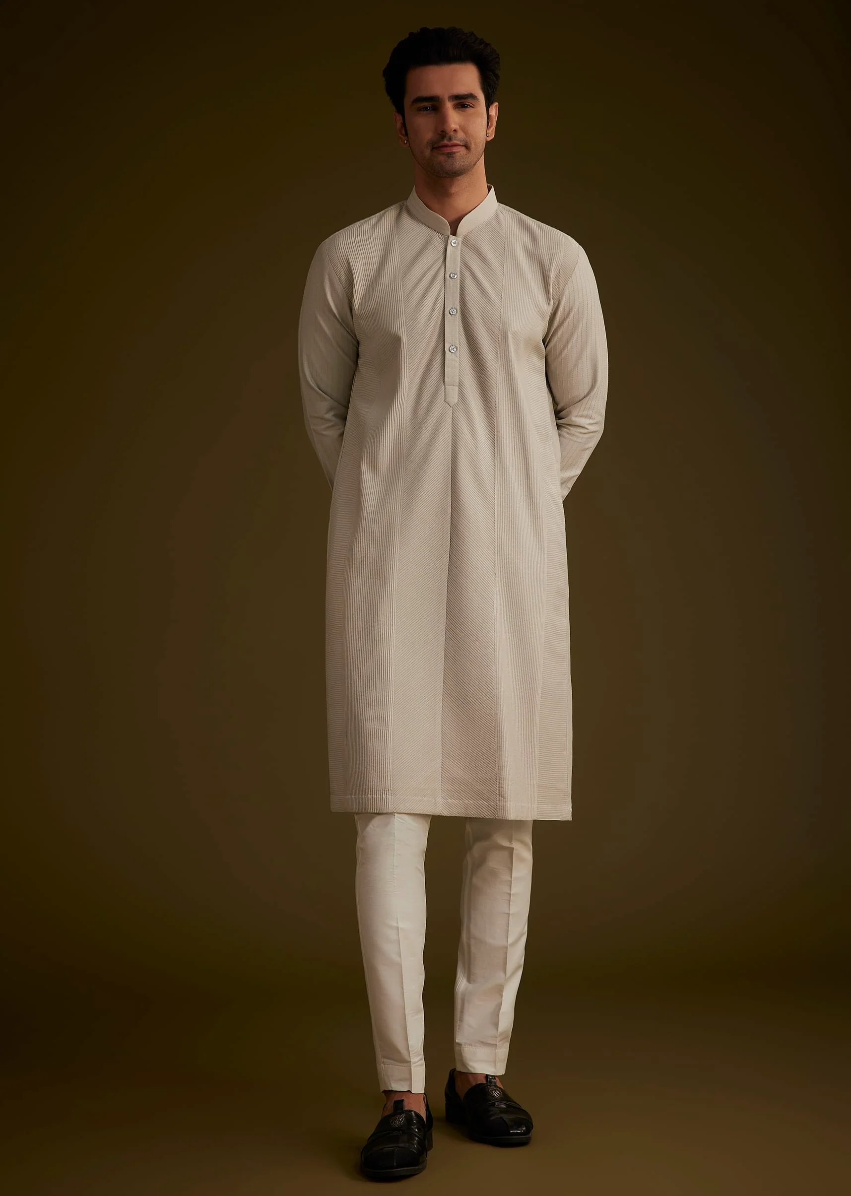 Grey Kurta Set With Pintuck Detailing - Image 3
