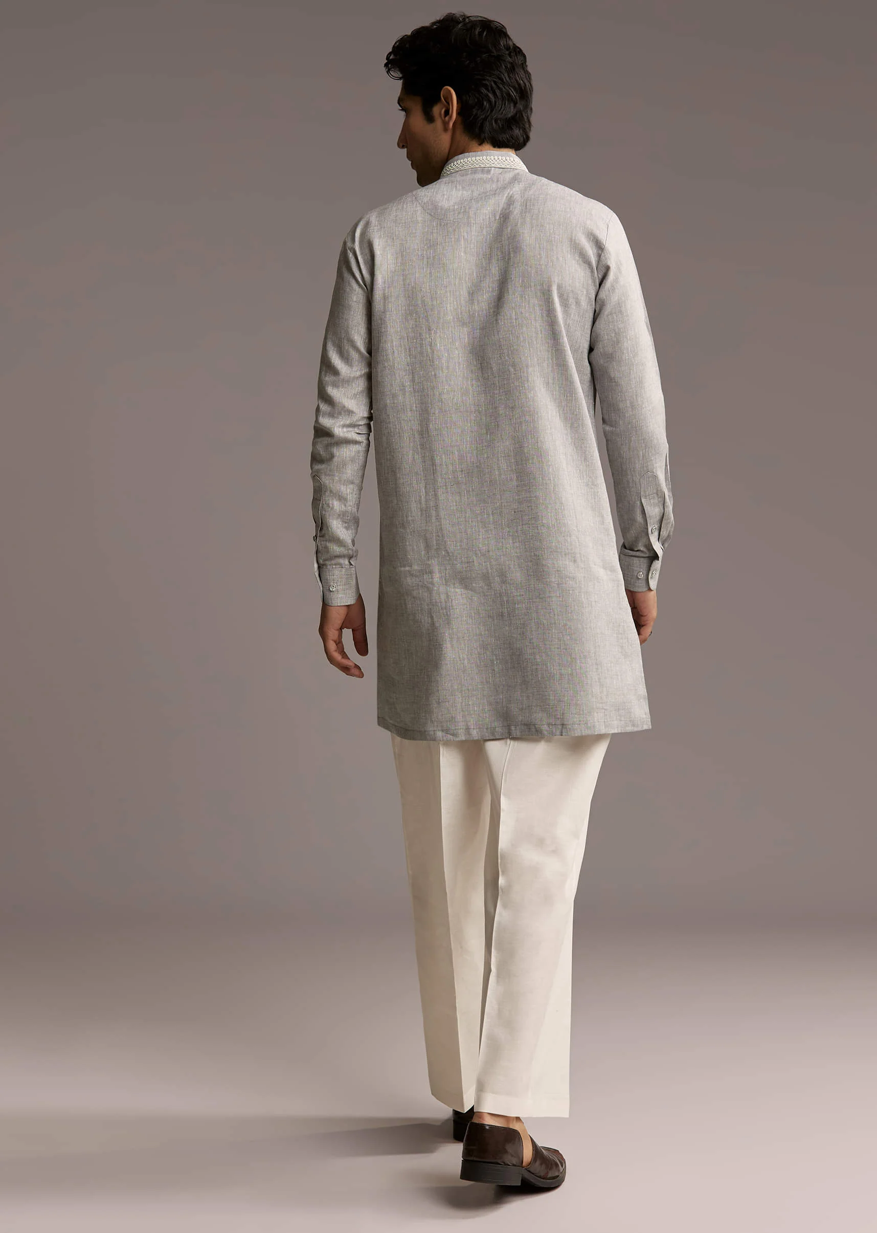 Grey Linen Kurta Set For Men With Thread And Resham Work - Image 5