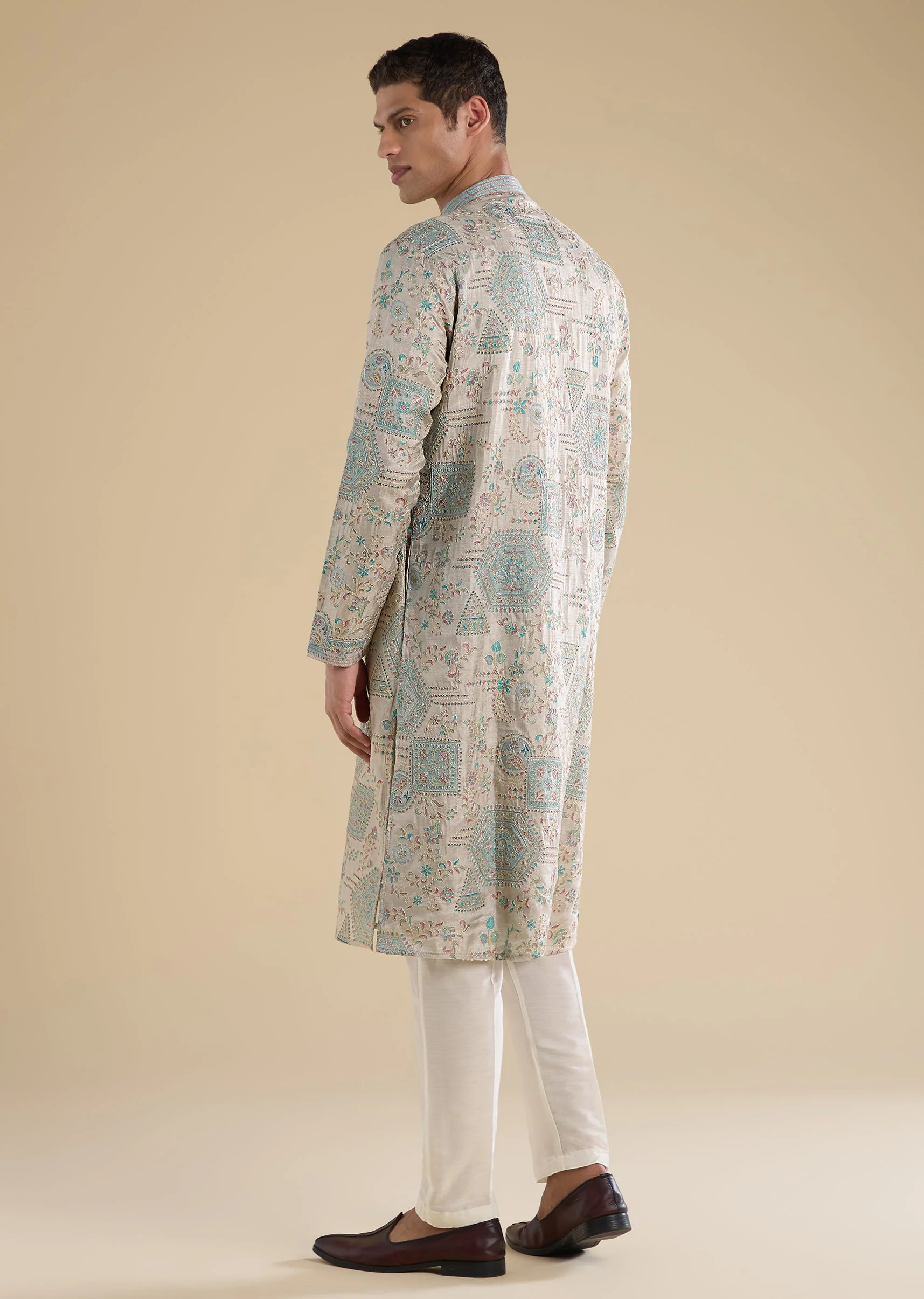 Grey Minimal Kurta Set - Image 5