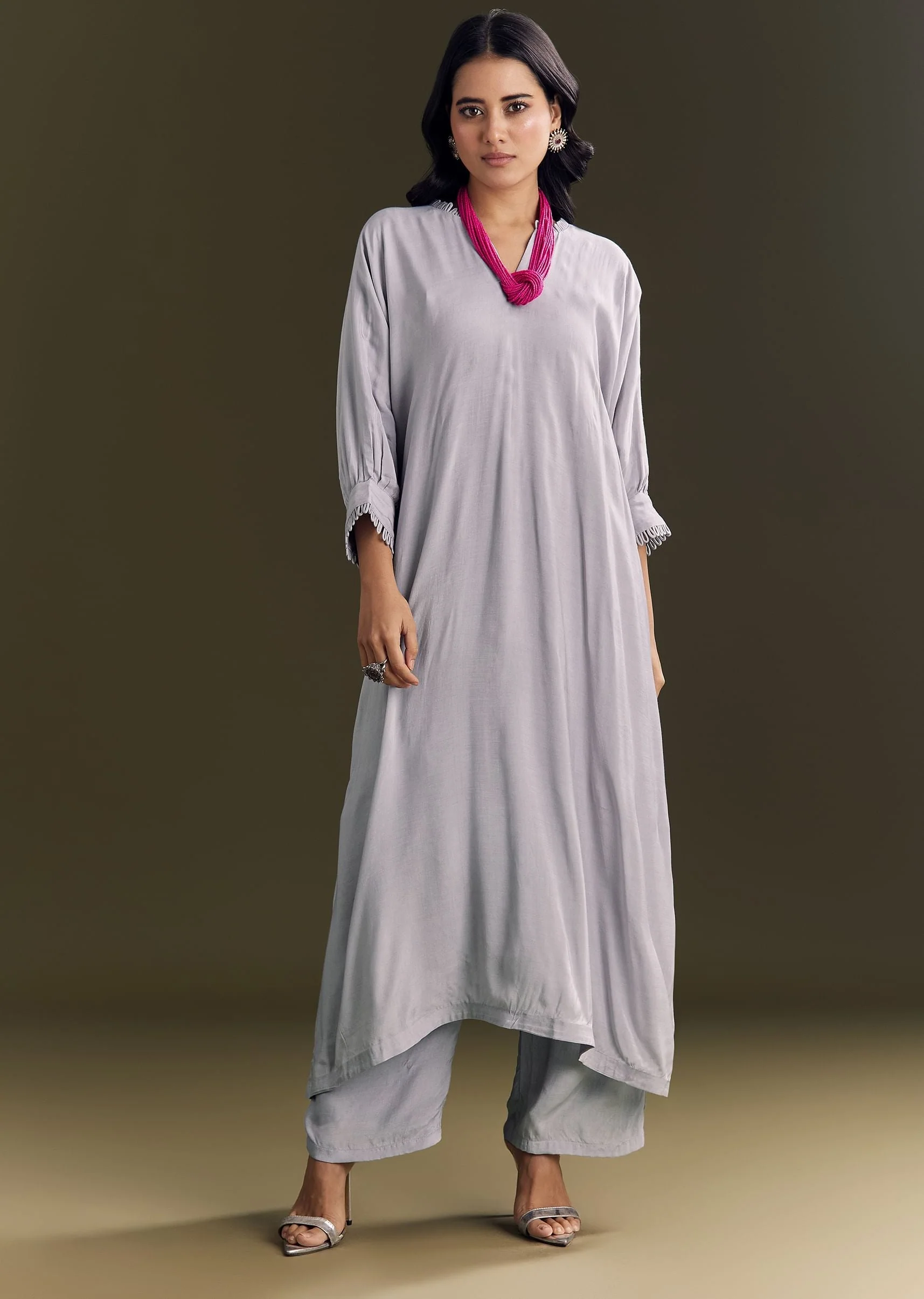 Grey Solid Kurta Pant Set With Pink Beaded Neckpiece