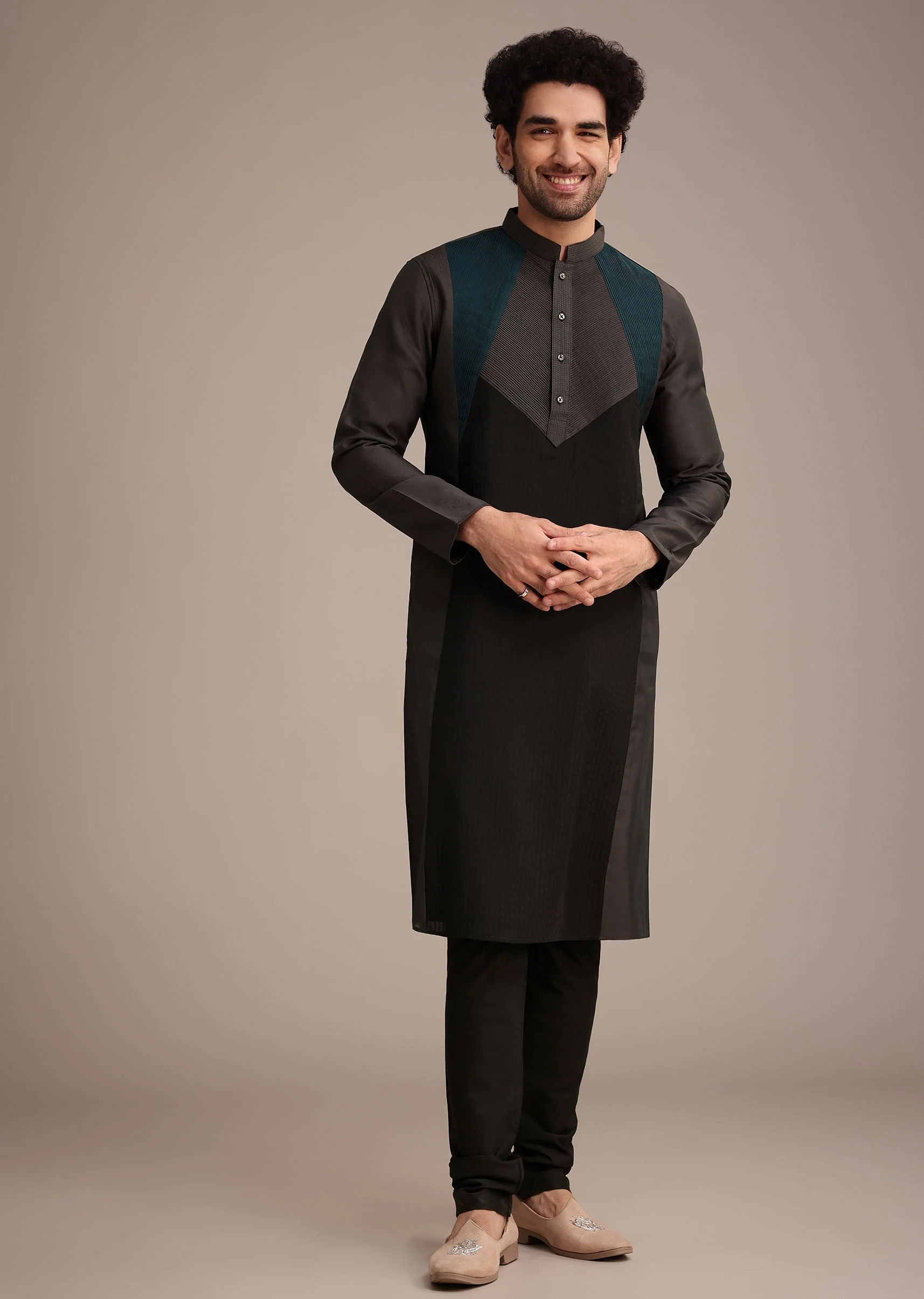 Grey Thread Hand Embroidered Kurta Set - Image 2