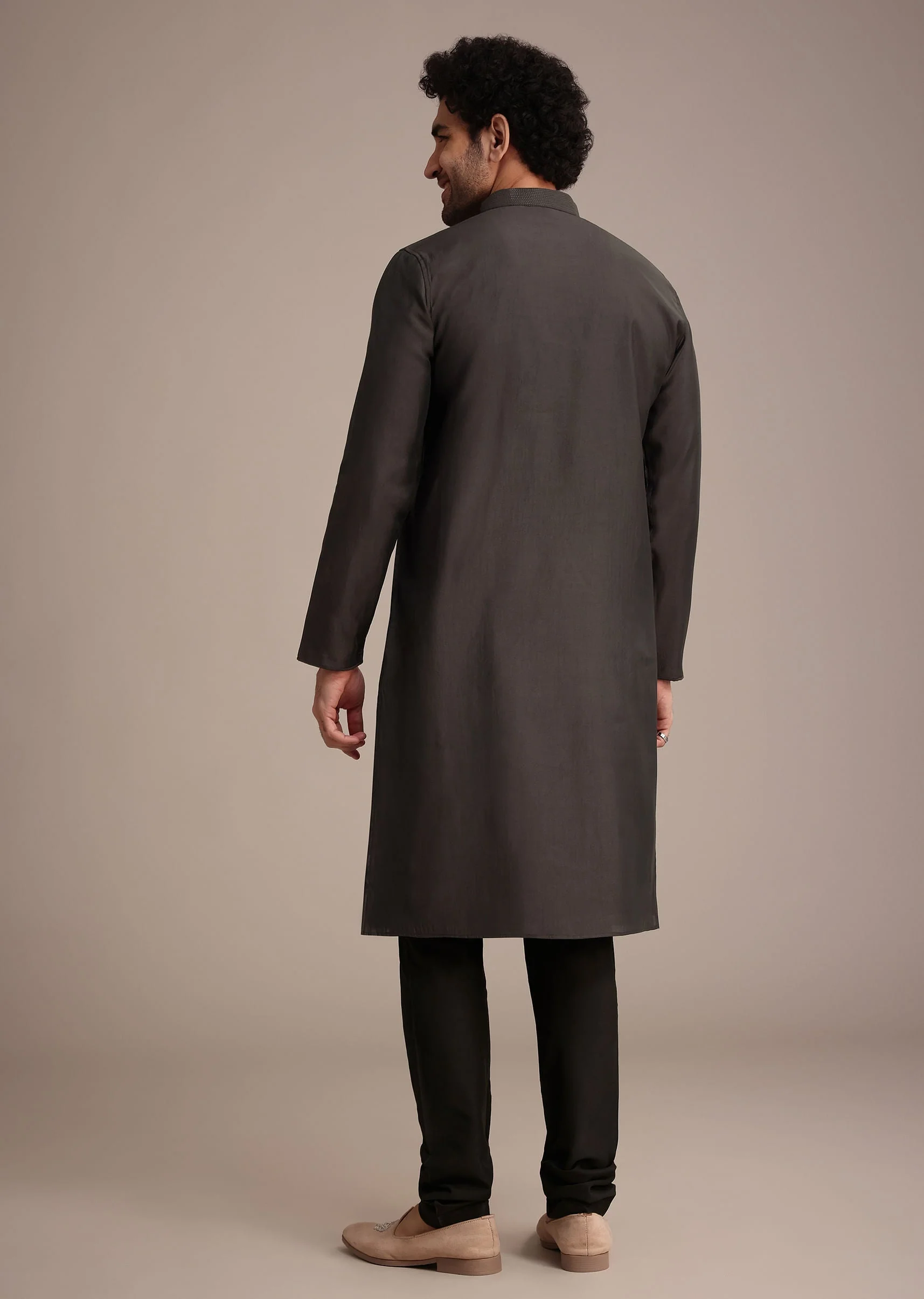 Grey Thread Hand Embroidered Kurta Set - Image 5