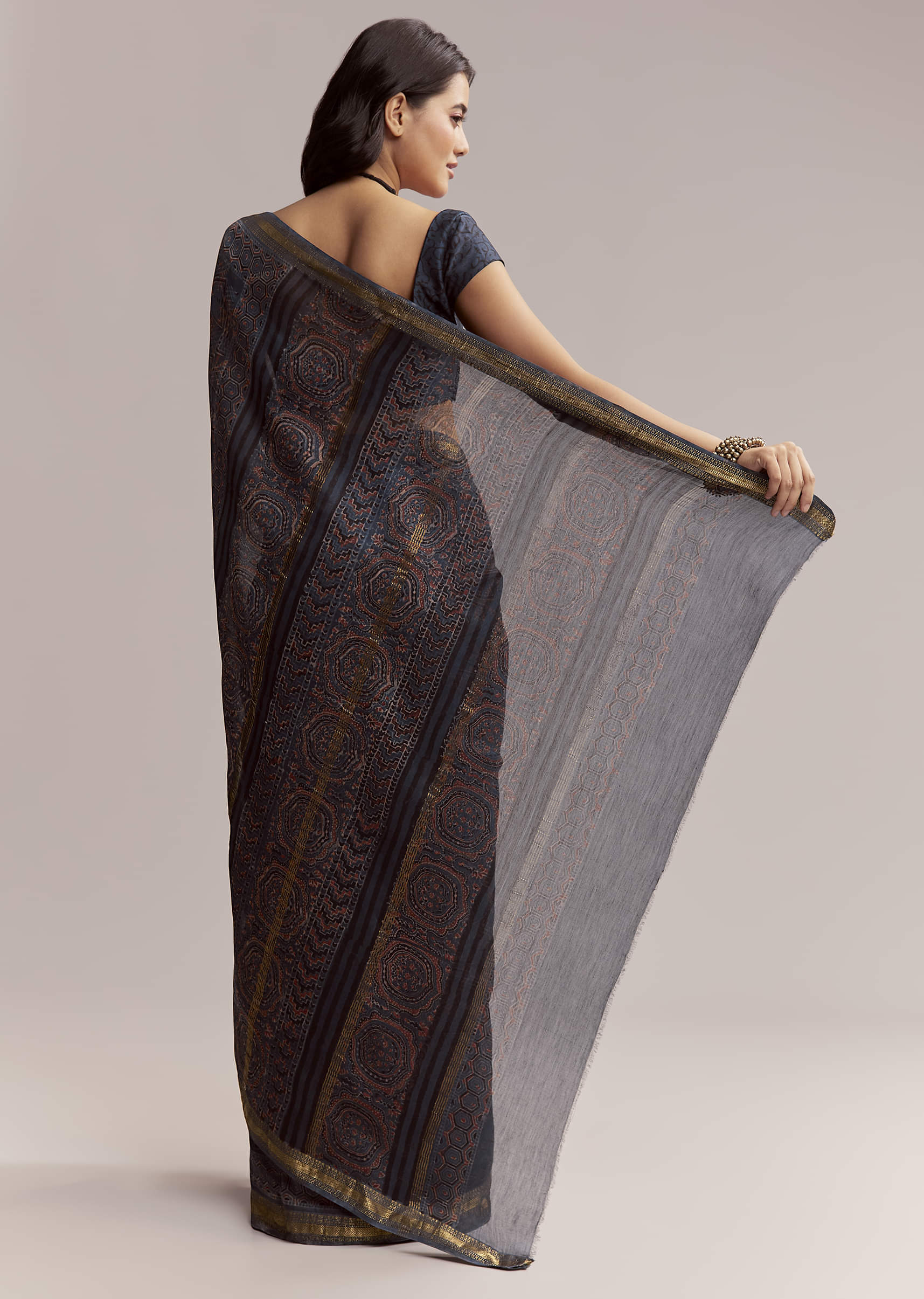 Ink Blue Linen Printed Saree With Hand Block Ajrakh Leaf Print - Image 6