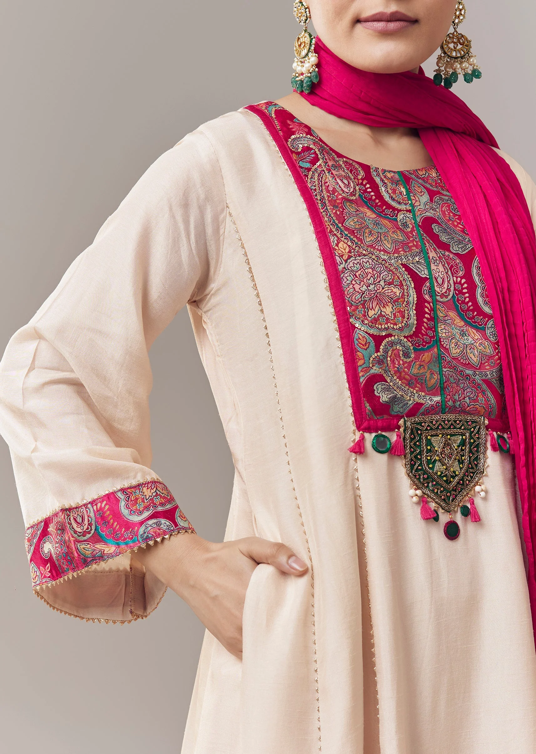 Ivory Anarkali Suit With Gotta Lace Work And Dupatta - Image 2