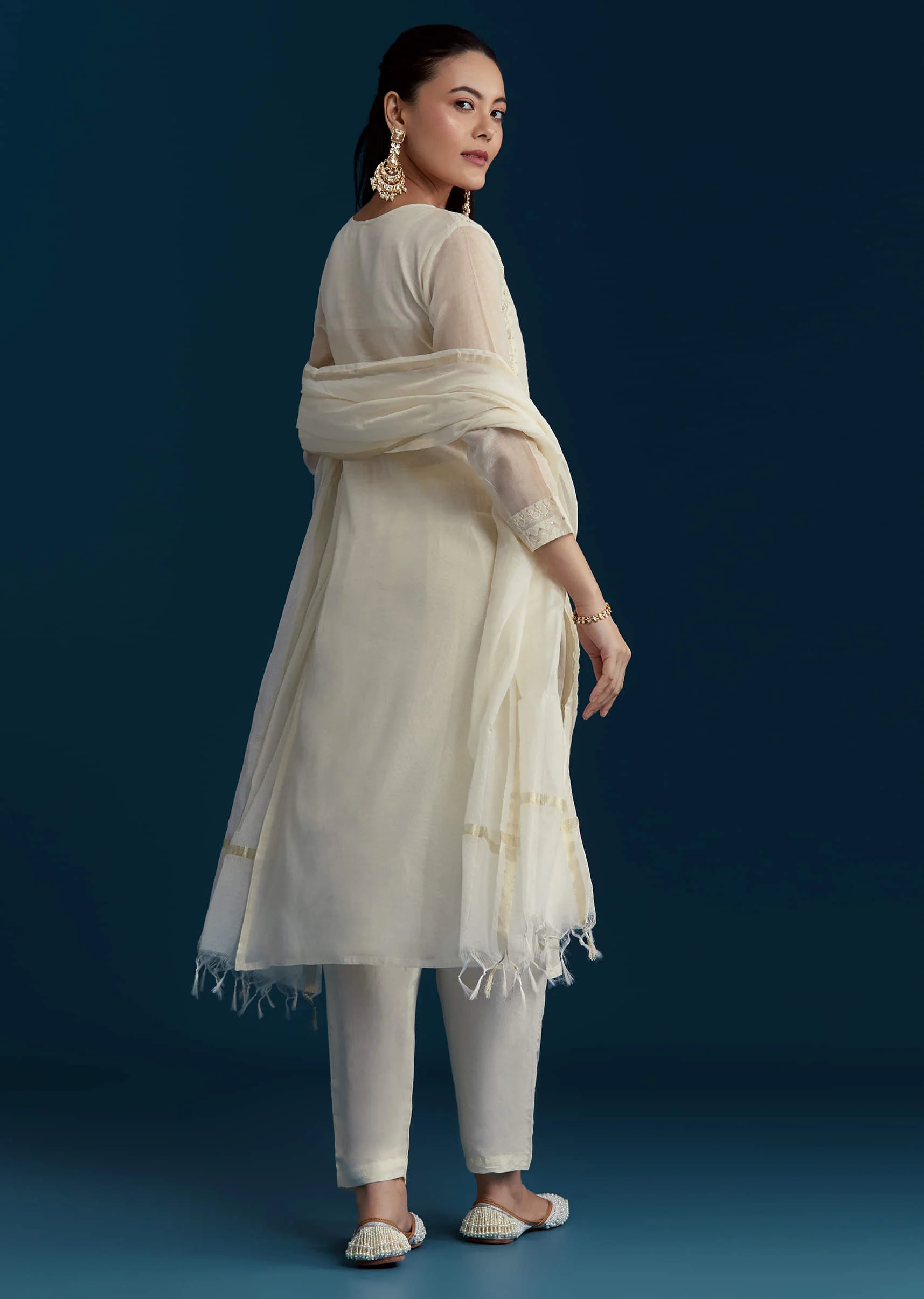 Ivory Chanderi Kurta Set with Thread Work - Image 5
