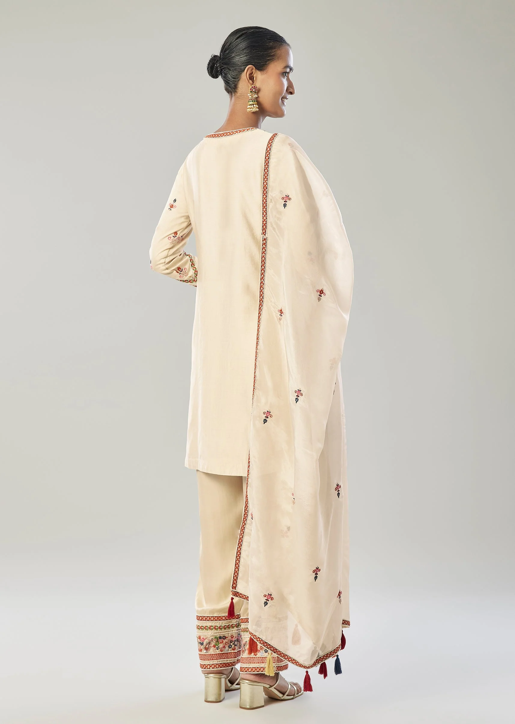 Ivory Kurta Set - Image 5