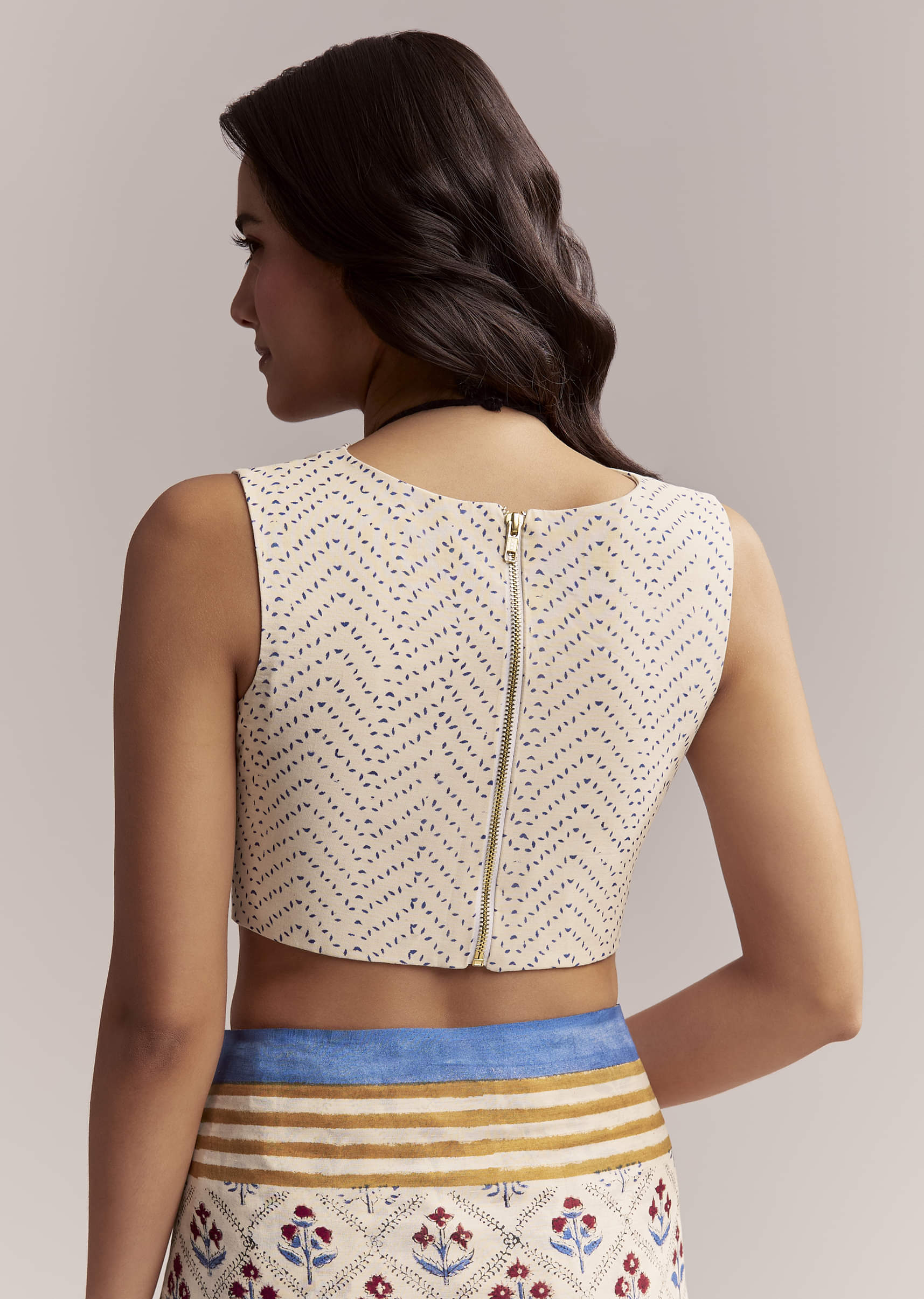 Ivory Linen Printed Saree With Handcrafted Ajrakh Patch Work - Image 8