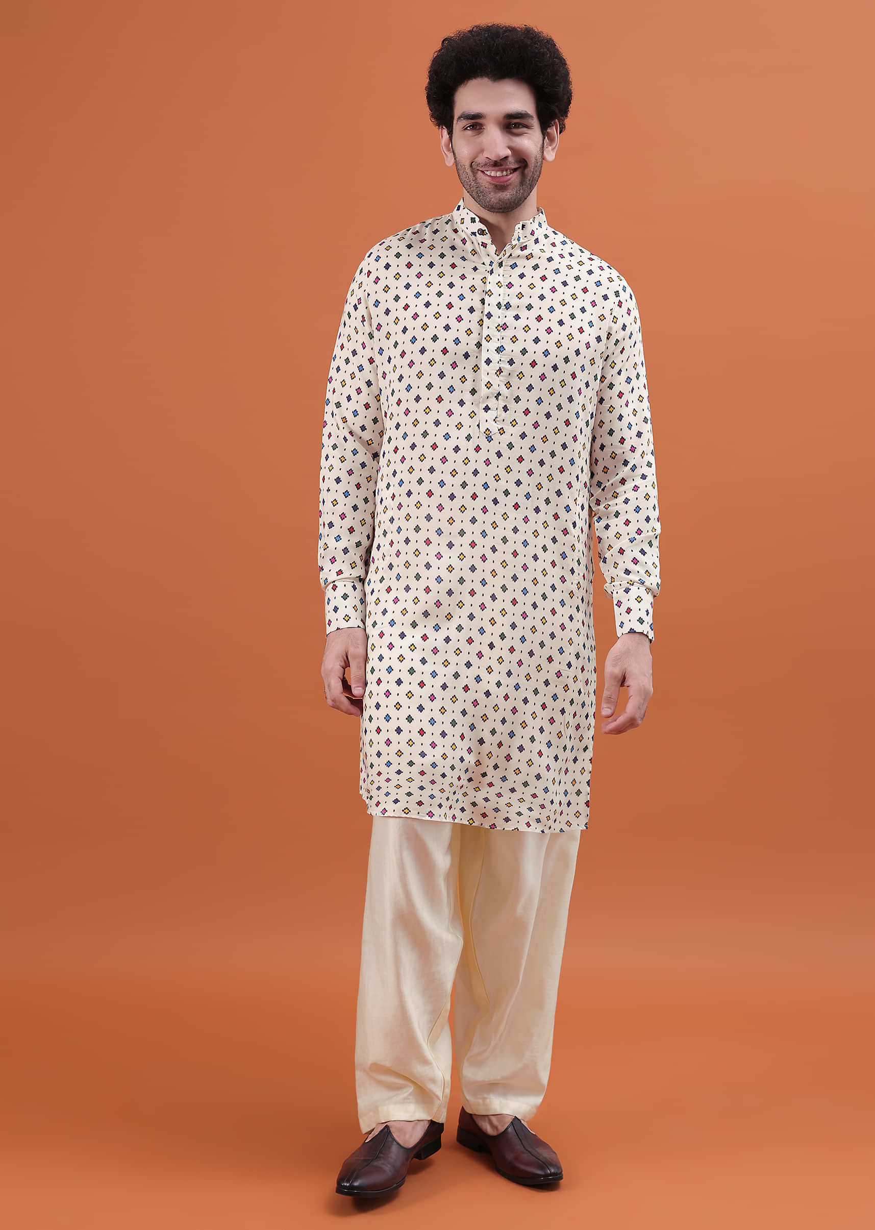 Ivory Patola Printed Kurta Jacket Set For Men - Image 5