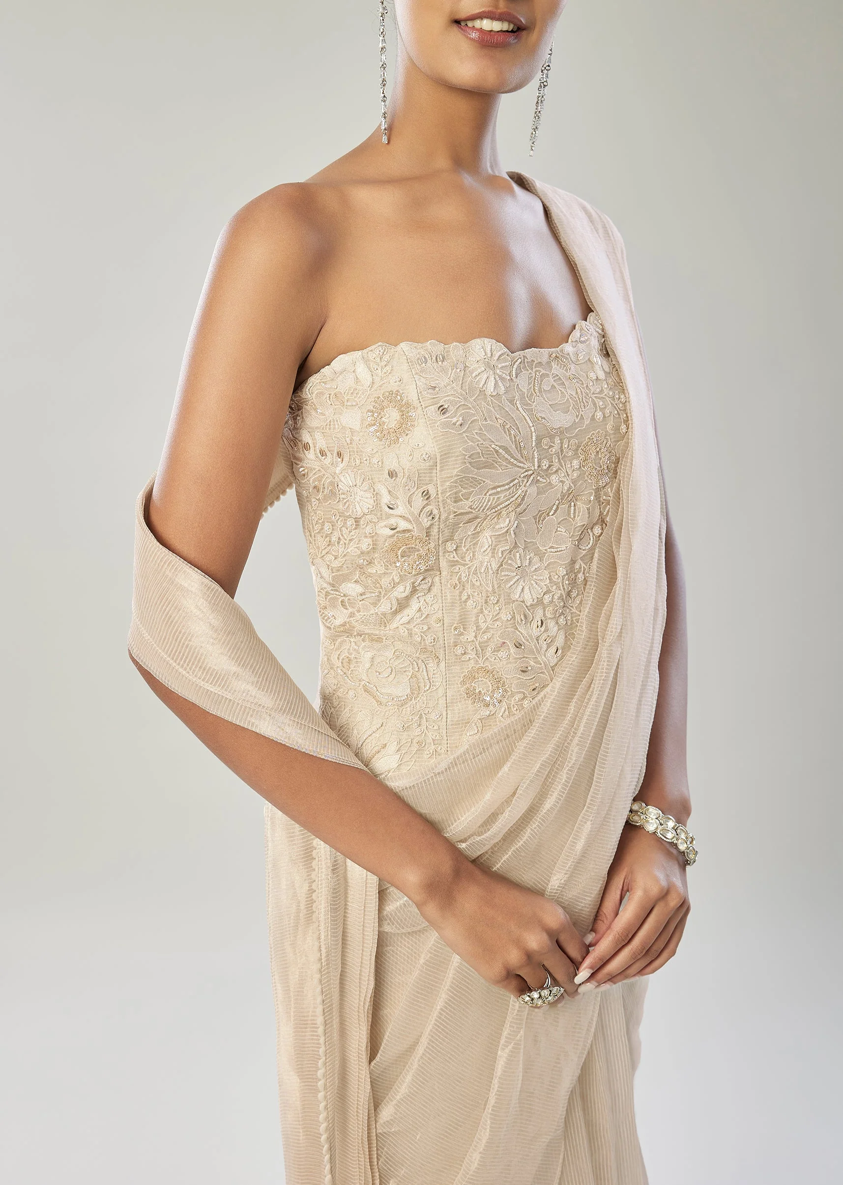 Ivory Ready Pleated Saree With Corset Blouse - Image 2