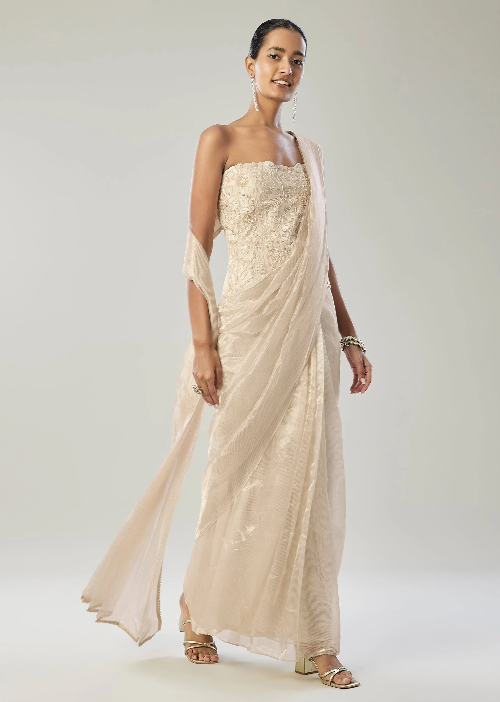 Ivory Ready Pleated Saree With Corset Blouse - Image 3