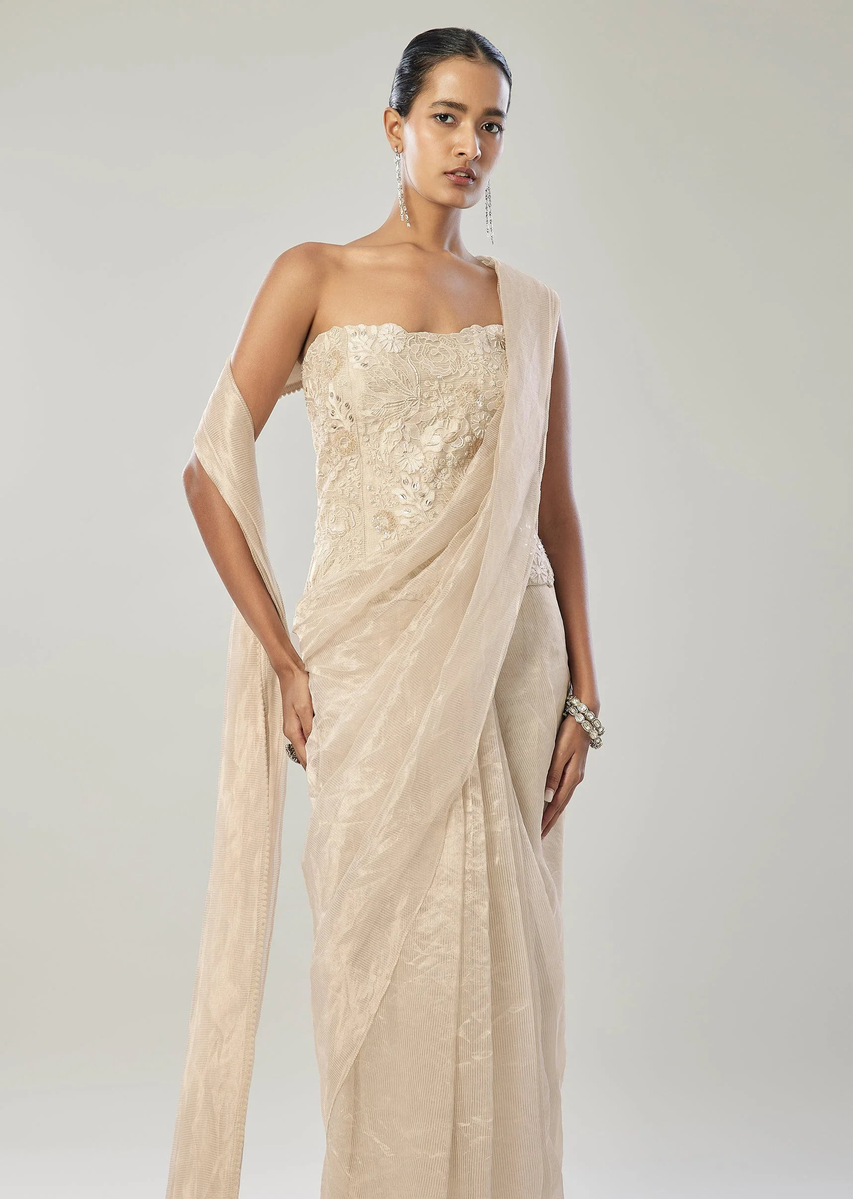 Ivory Ready Pleated Saree With Corset Blouse - Image 4
