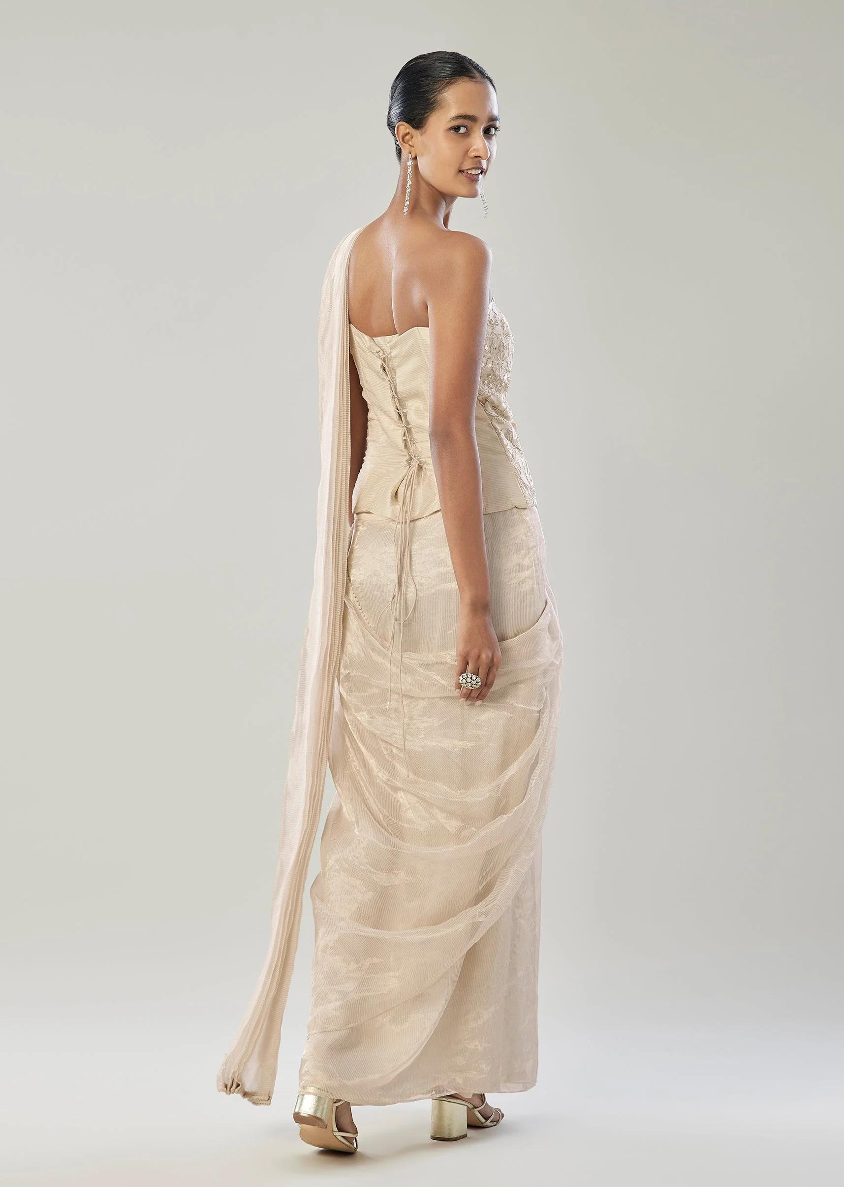 Ivory Ready Pleated Saree With Corset Blouse - Image 5