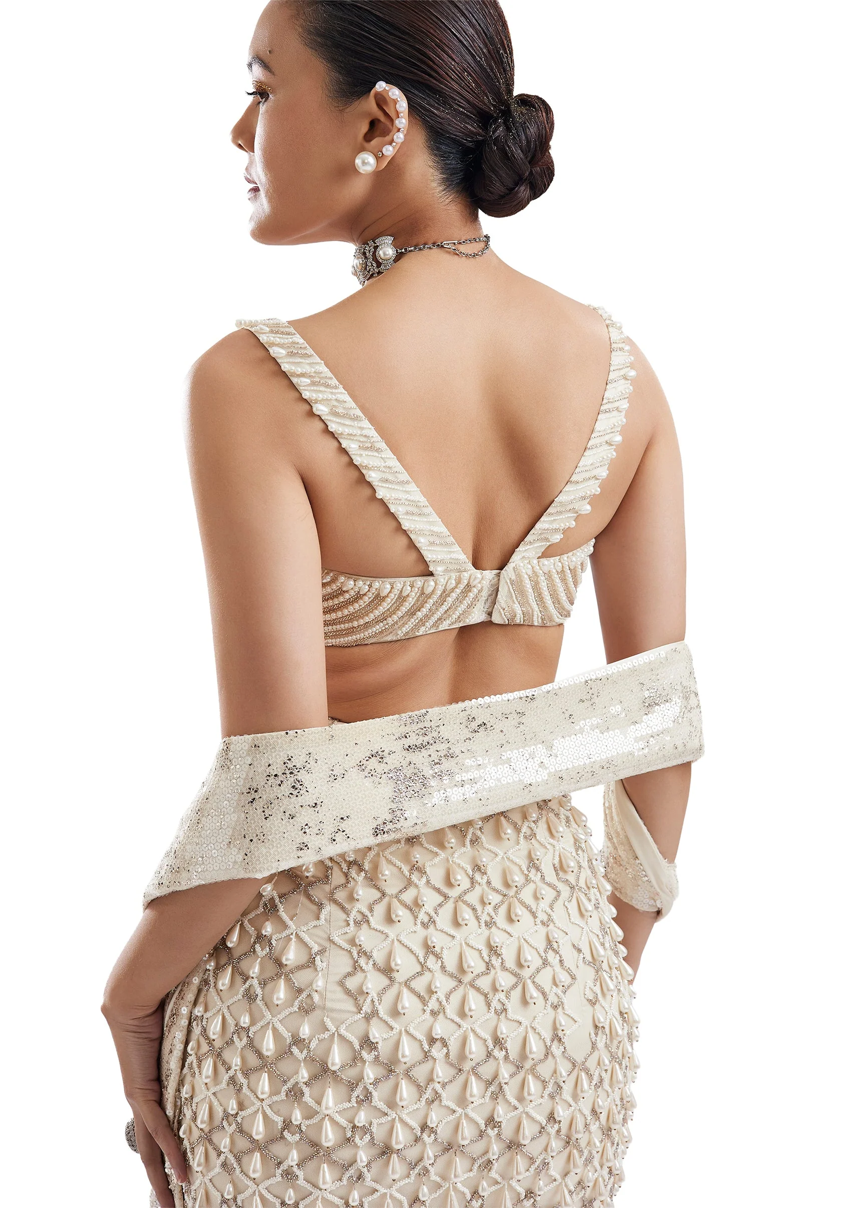 Ivory Sweetheart Neck Lehenga With Stole Dupatta - Image 6