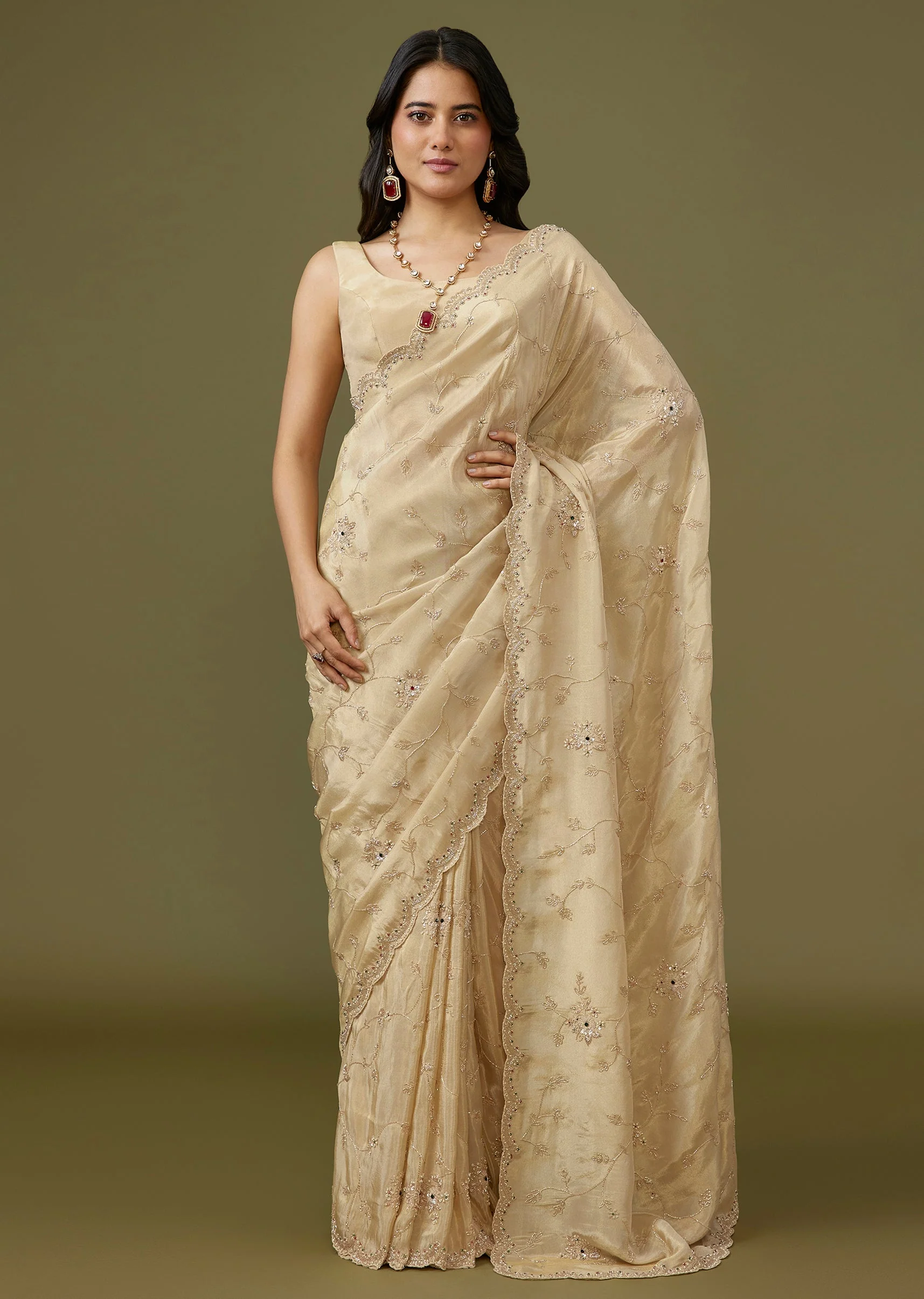Ivory Tissue Saree With Floral Scallop Border - Image 3