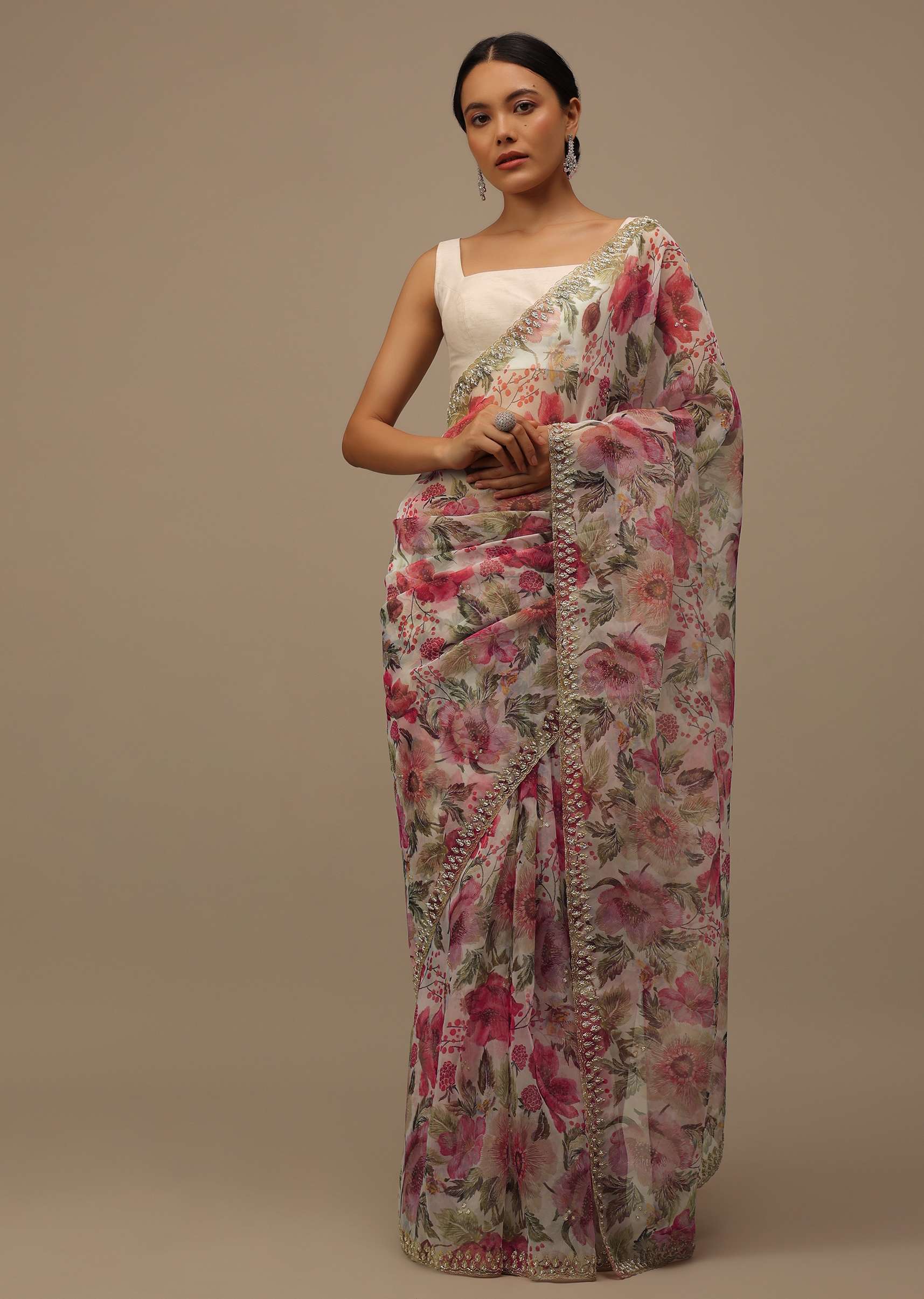 Ivory White Embroidered Organza Saree With Floral Print And Scallop Borders - Image 3