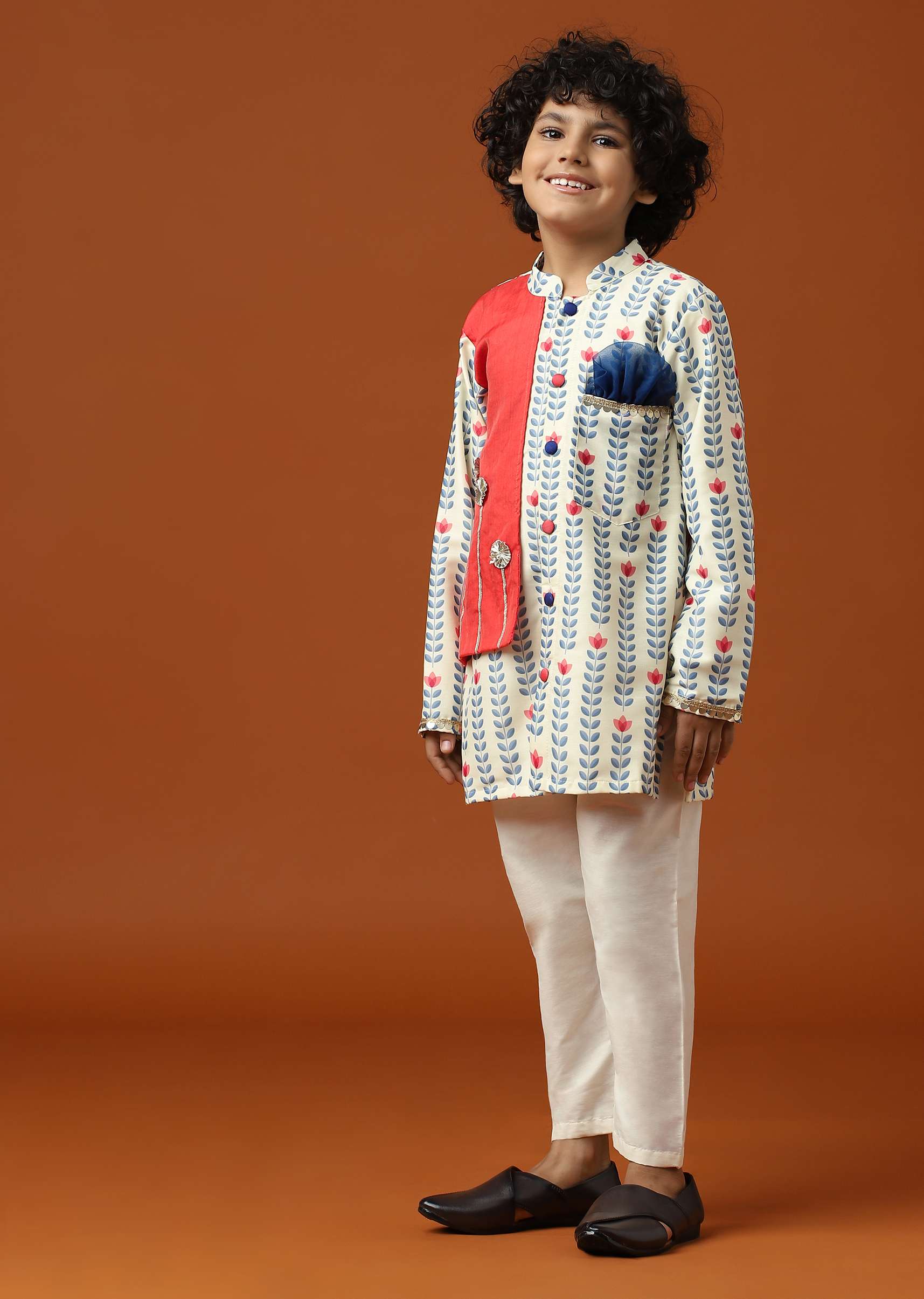 Kalki Coral White Printed Kurta Set In Cotton Silk For Boys - Image 3