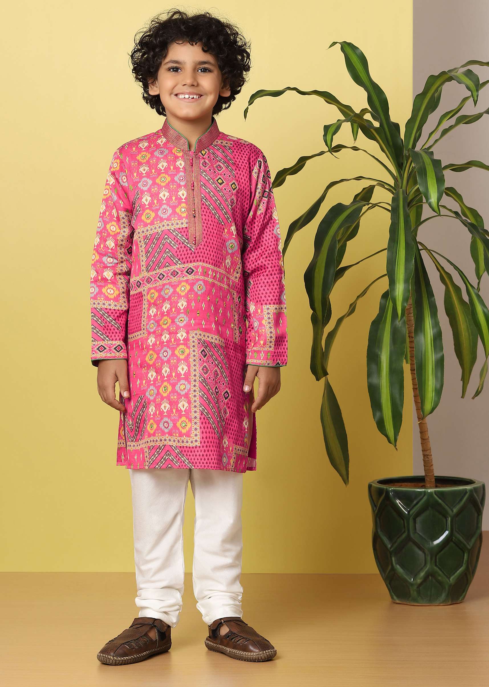 Kalki Fuschia Pink Boys Kurta Set In Silk With Mirror And Zari Work - Image 3