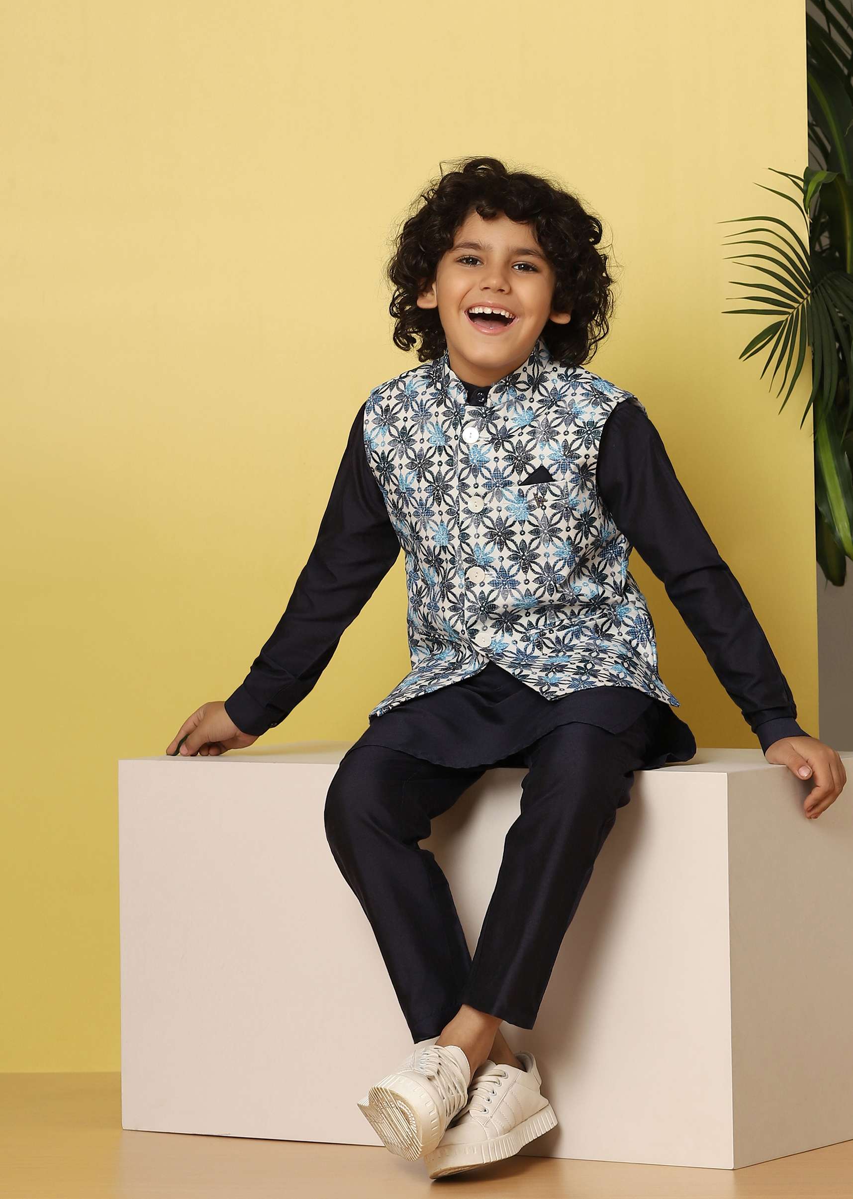 Kalki Navy Blue Bandi Jacket And Kurta Set In Silk With Threadwork For Boys - Image 3