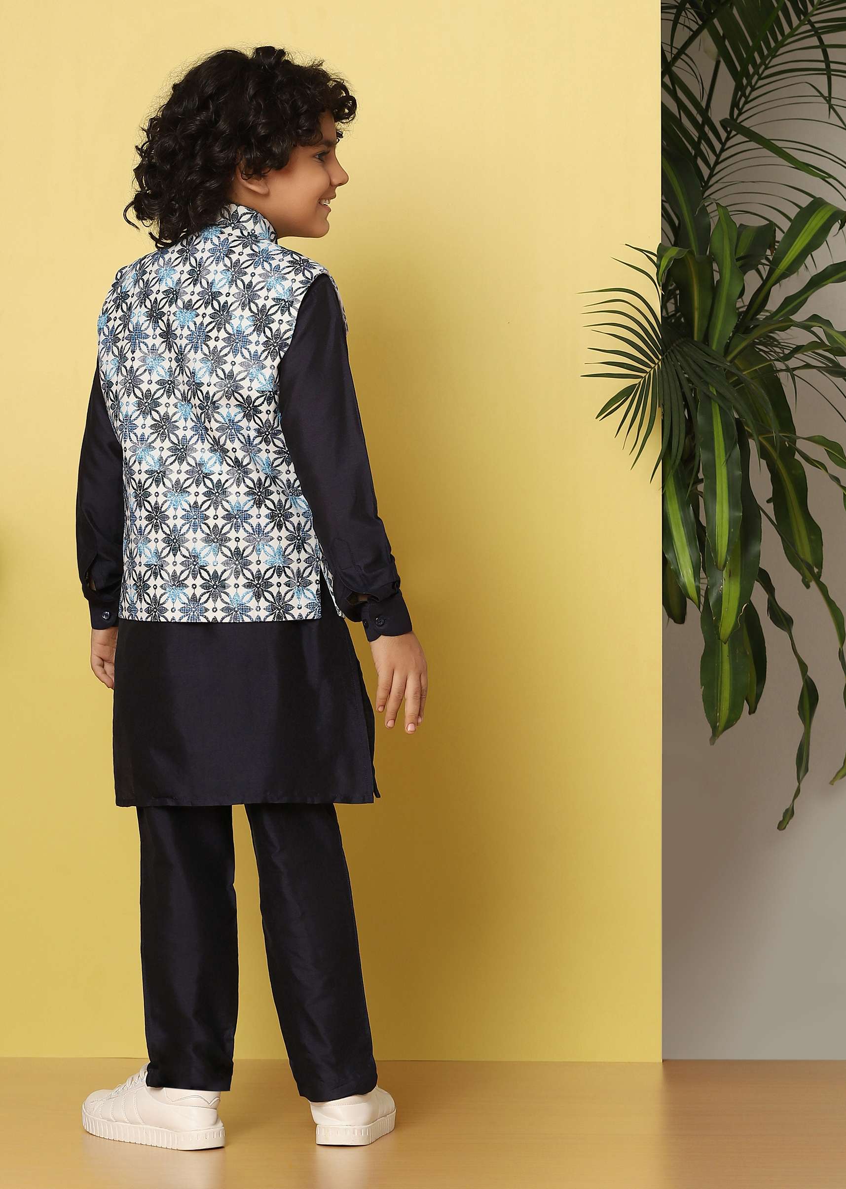 Kalki Navy Blue Bandi Jacket And Kurta Set In Silk With Threadwork For Boys - Image 4