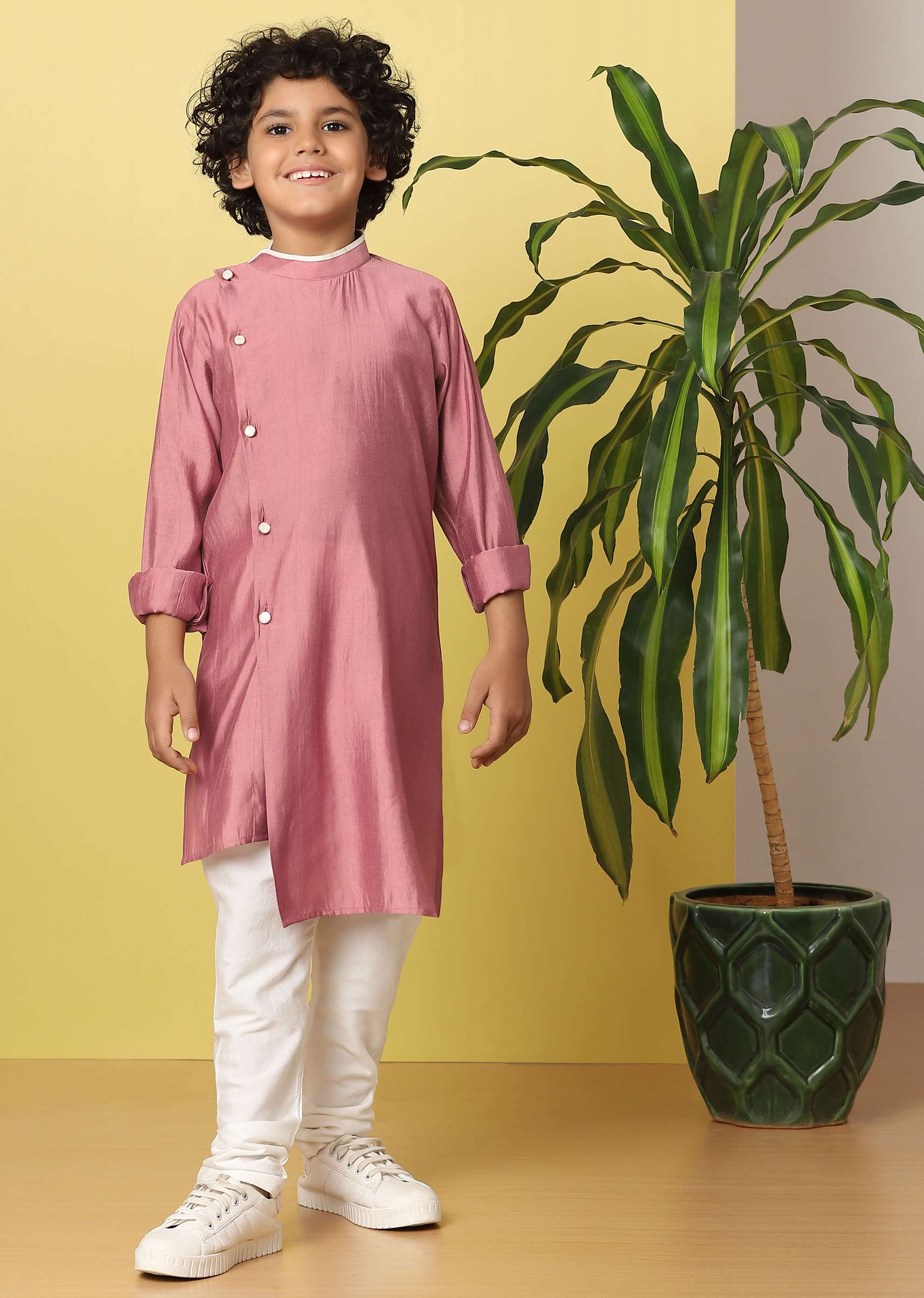 Kalki Peach Pink Boys Bandi Jacket Set With Threadwork - Image 5