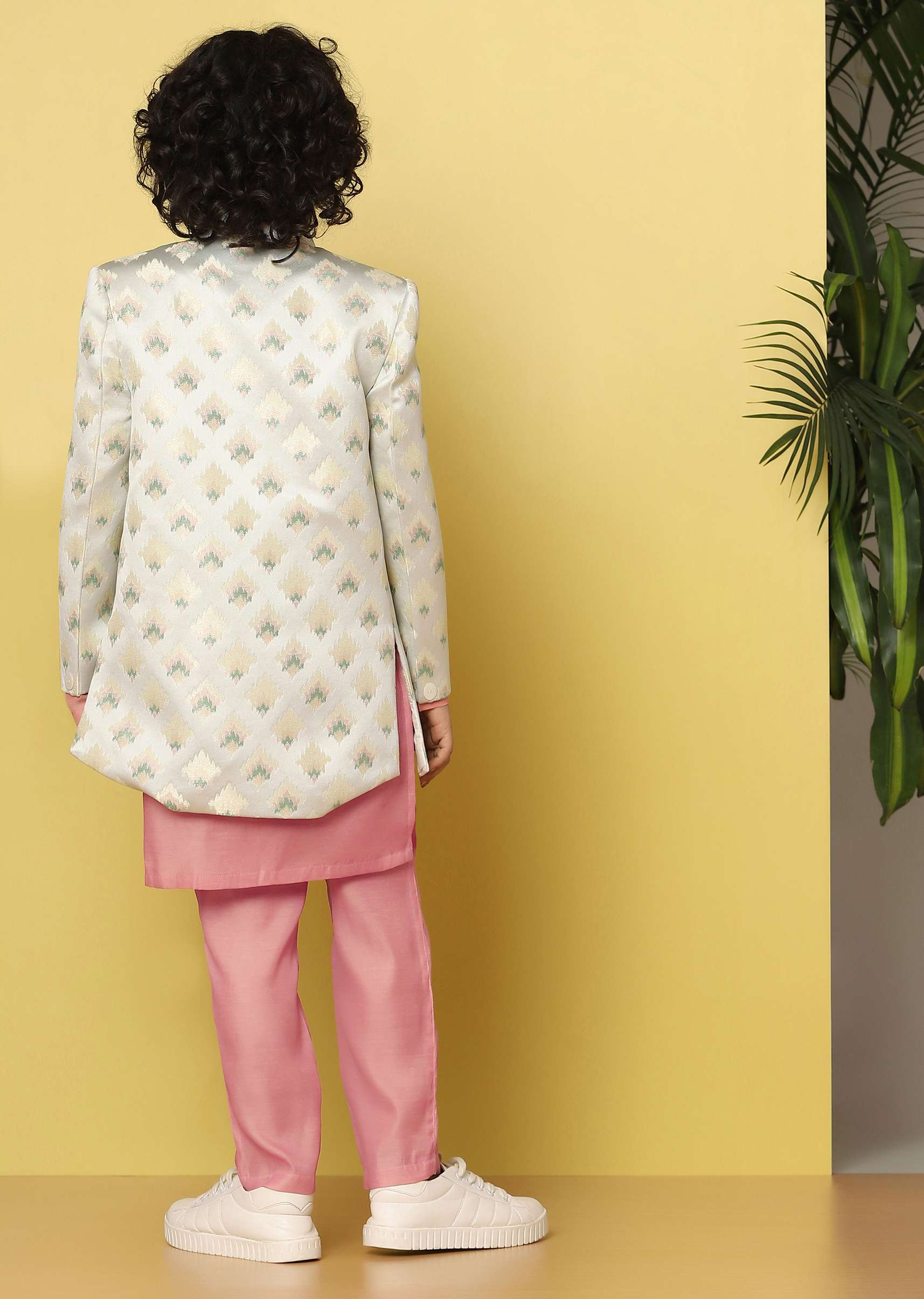 Kalki Pink Printed Sherwani Set In Raw Silk For Boys - Image 4