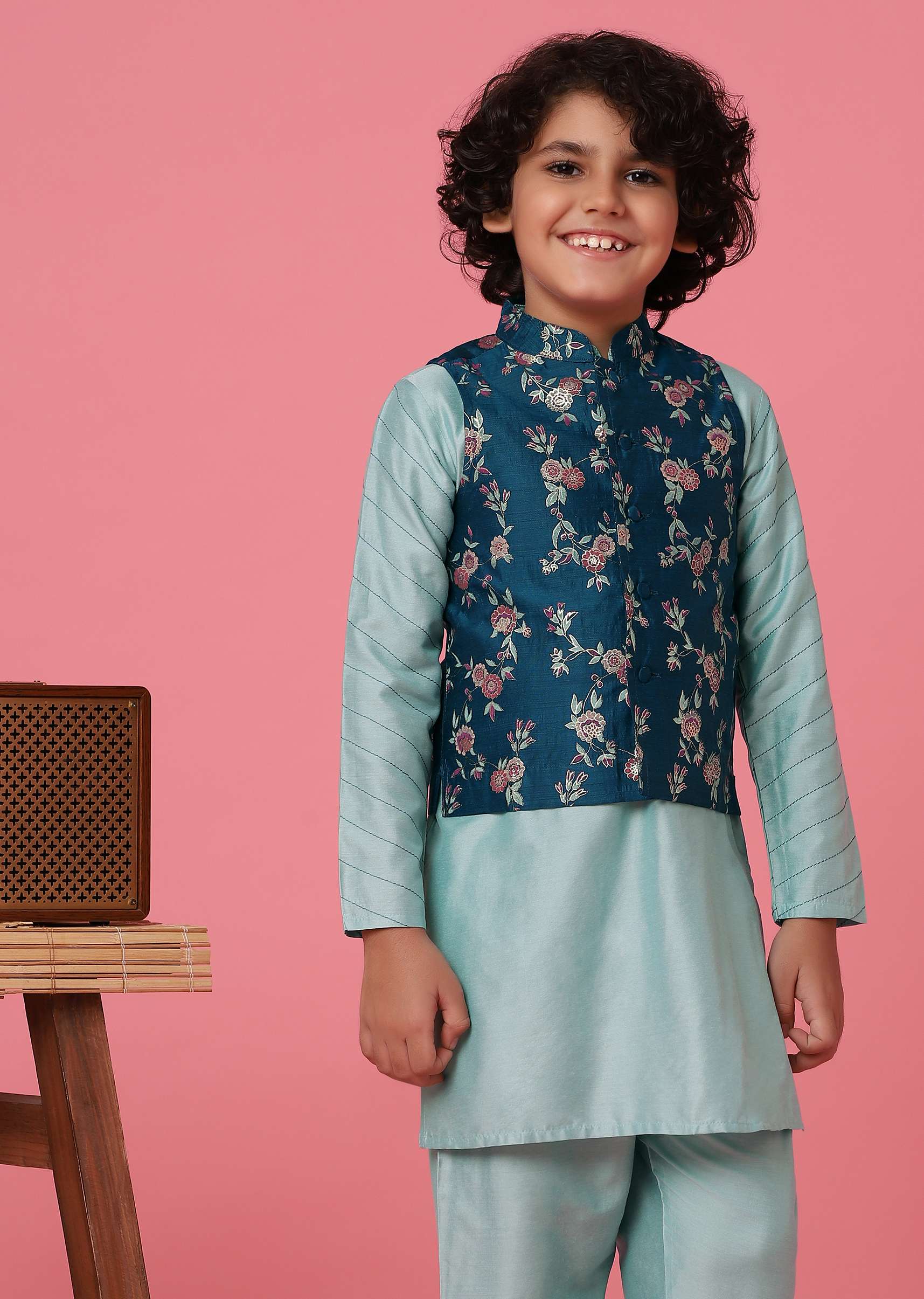 KALKI Printed Navy Blue Jacket And Sky Blue Kurta Set For Boys - Image 5