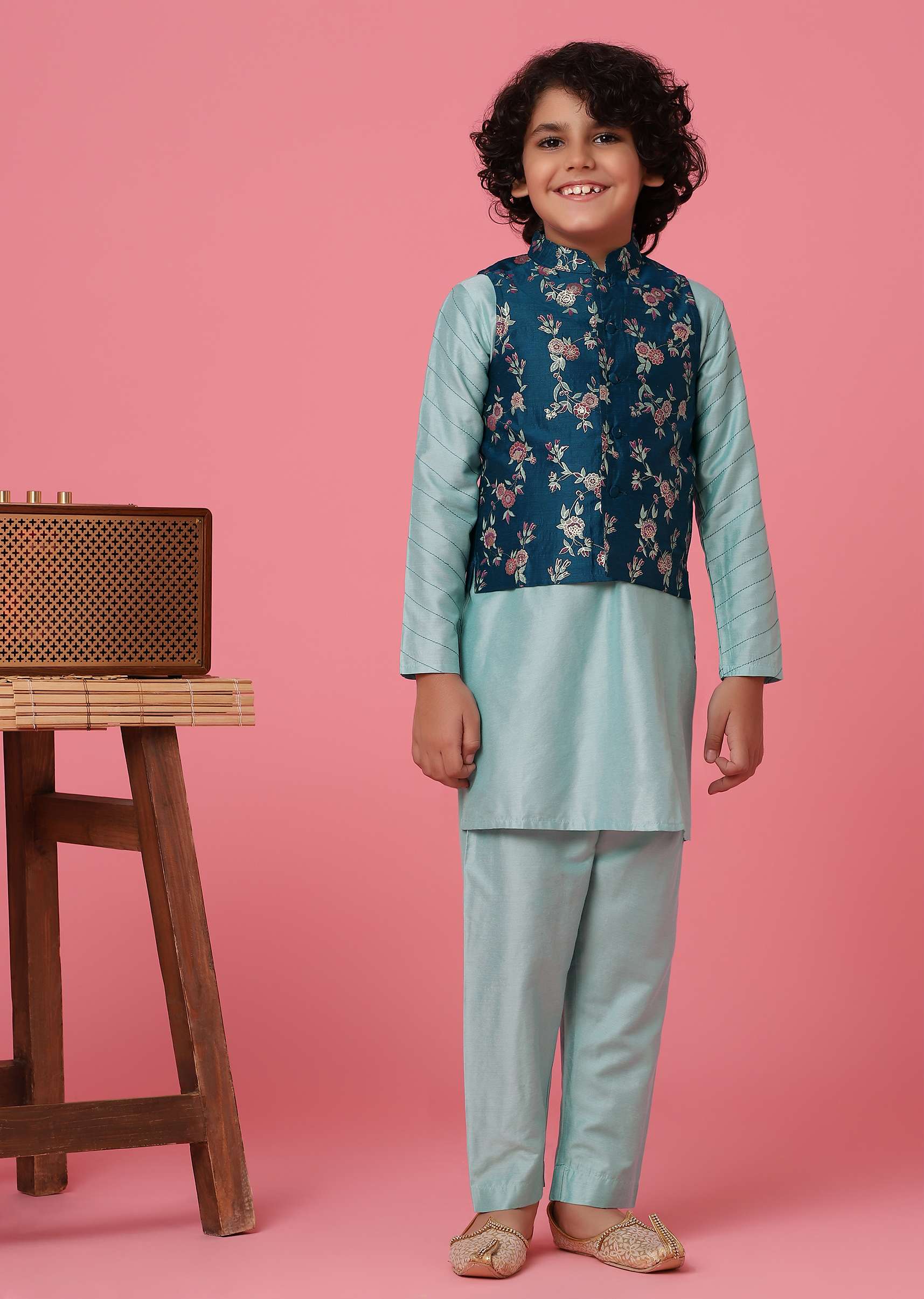 KALKI Printed Navy Blue Jacket And Sky Blue Kurta Set For Boys - Image 6