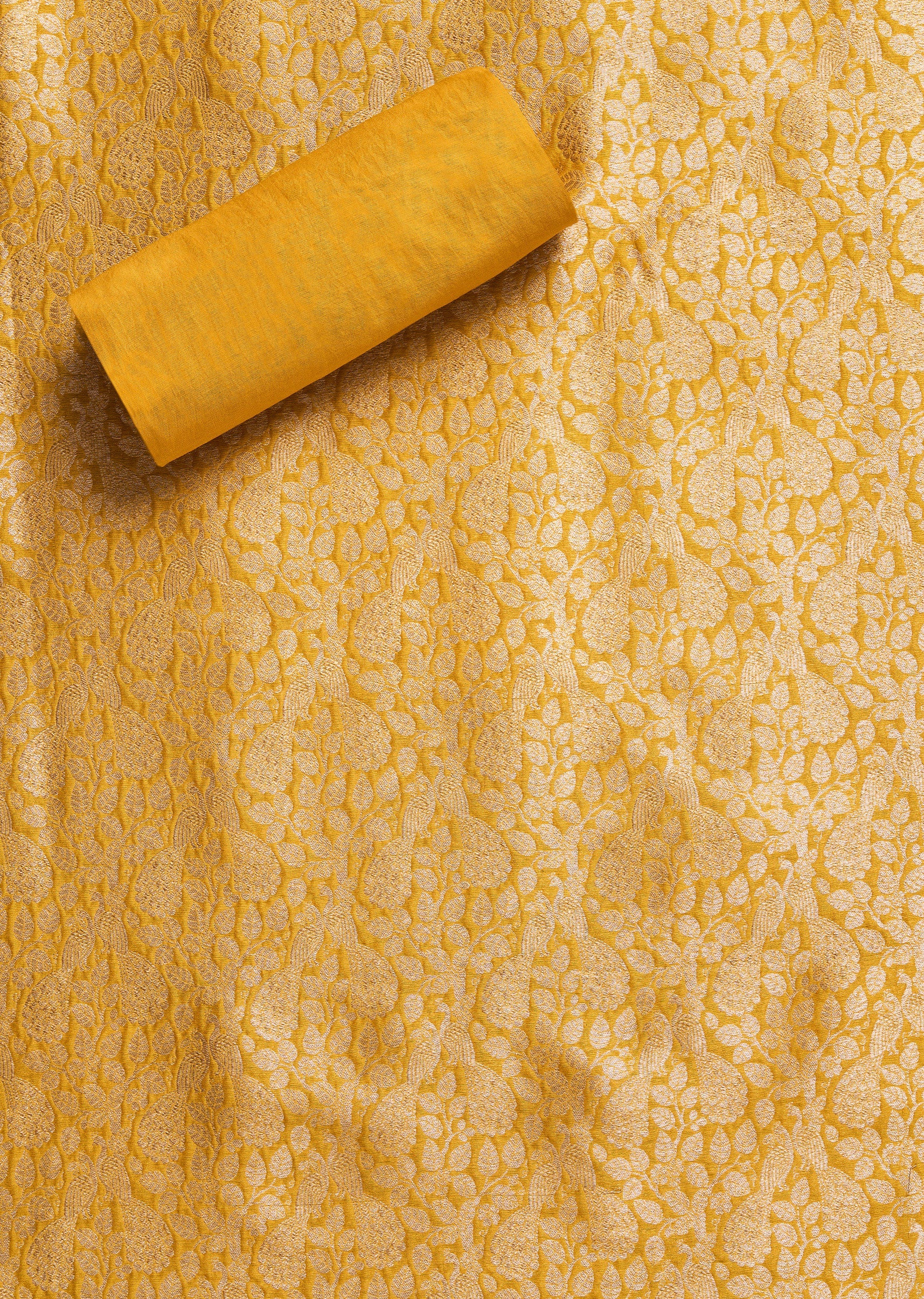 Kanak Noor Yellow Brocade Suit Set - Image 3