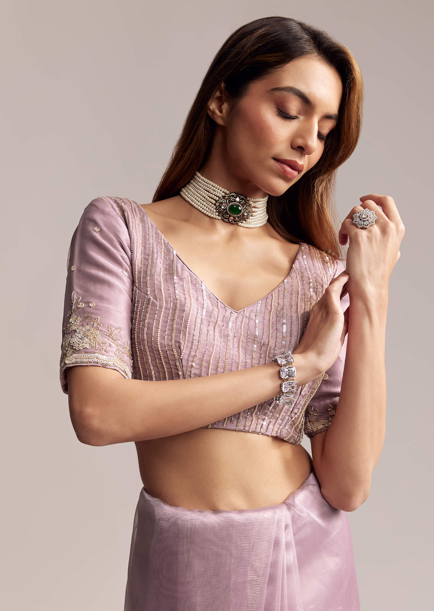 Lavender Crush Tissue Saree With Floral Embroidery - Image 6