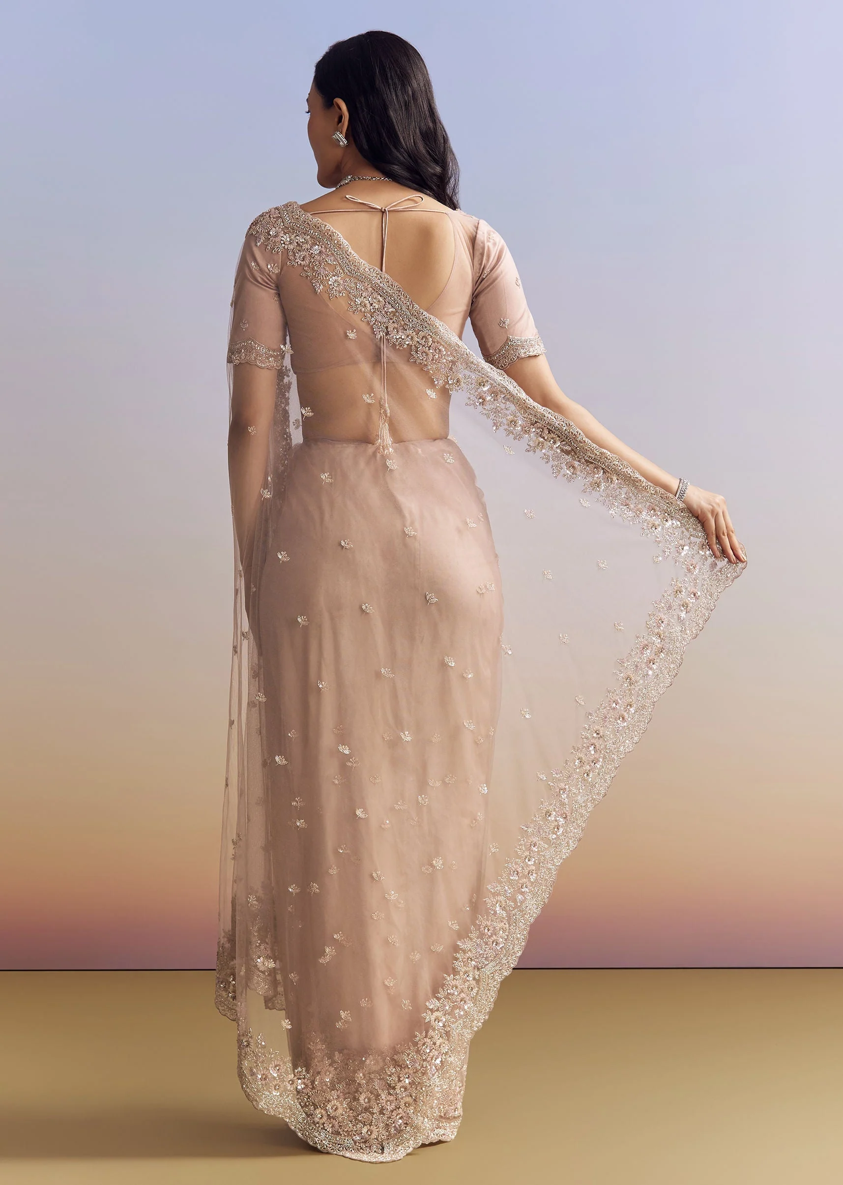 Lavender Net Saree With Scalloped Border - Image 5