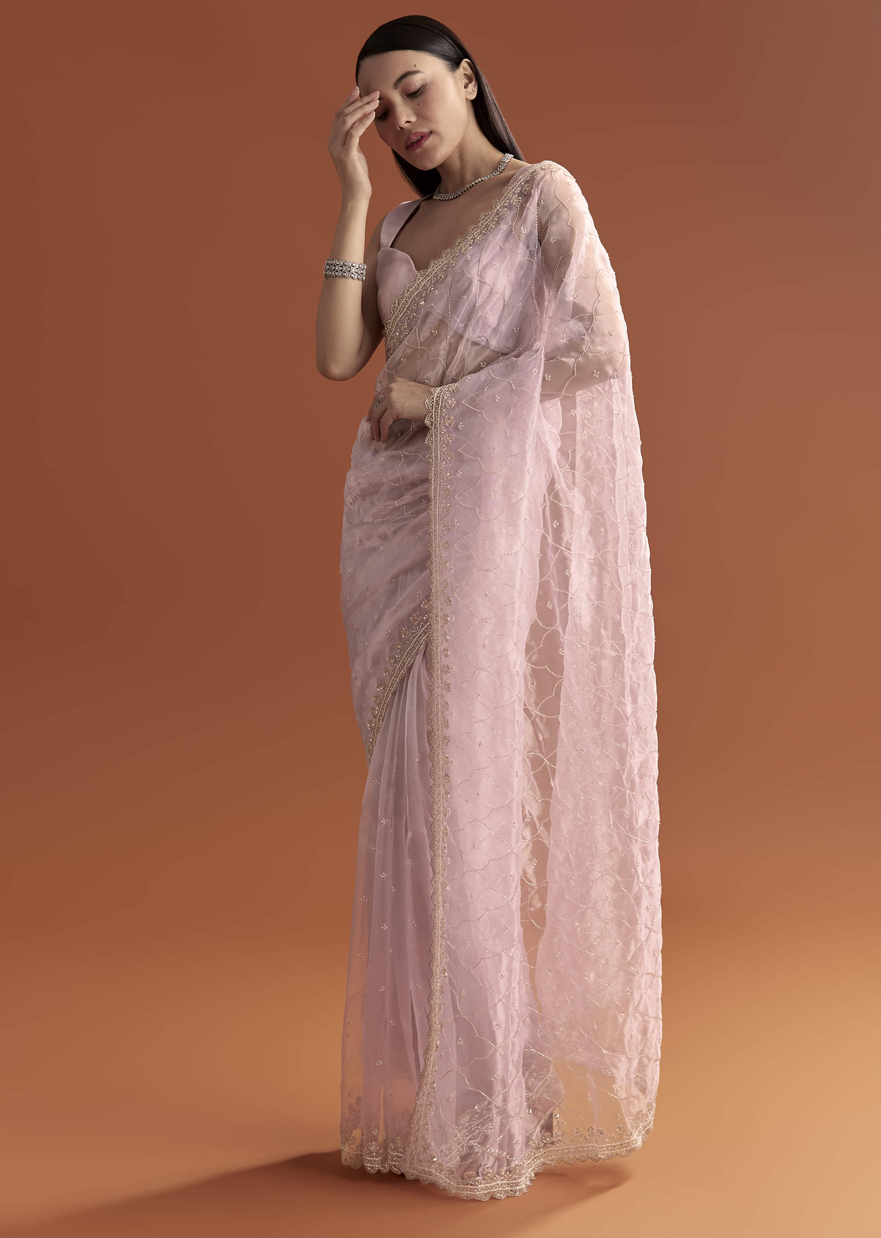 Lavender Organza Embroidered Saree With Jaal And Butti Work - Image 3