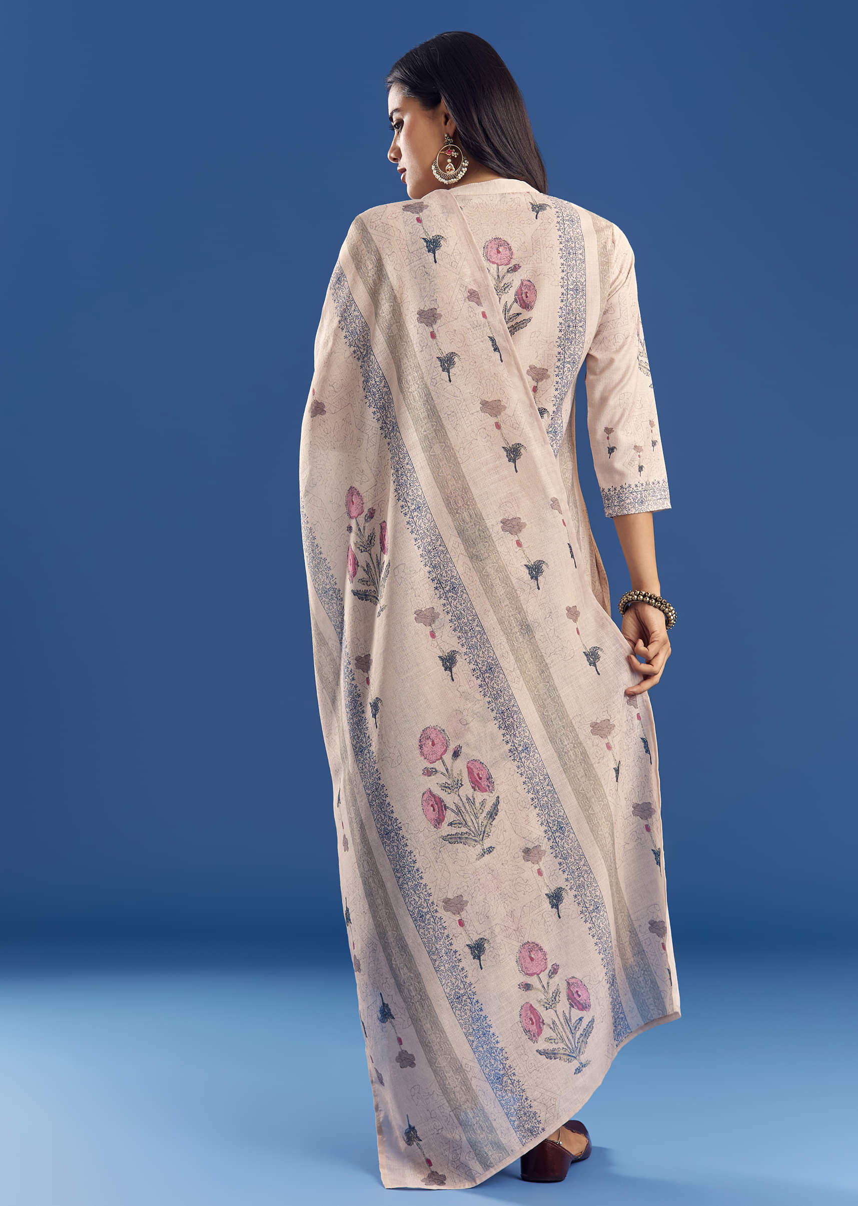 Light Beige Block Print Cotton Kurta Set With Mirror Work - Image 5