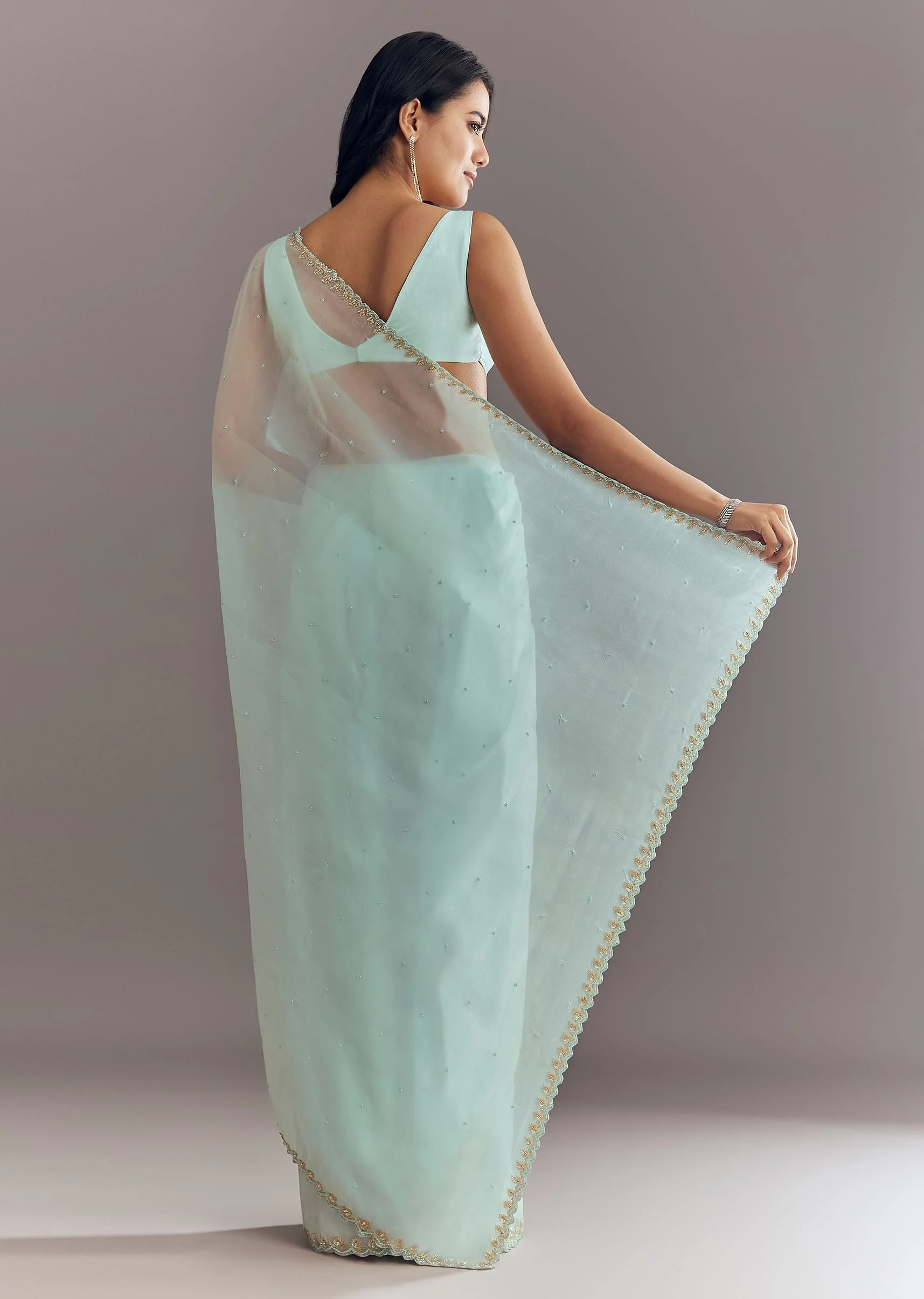 Light Blue Tissue Saree With Cutdana And Beads Embroidery And Cutwork Scallop Border - Image 4
